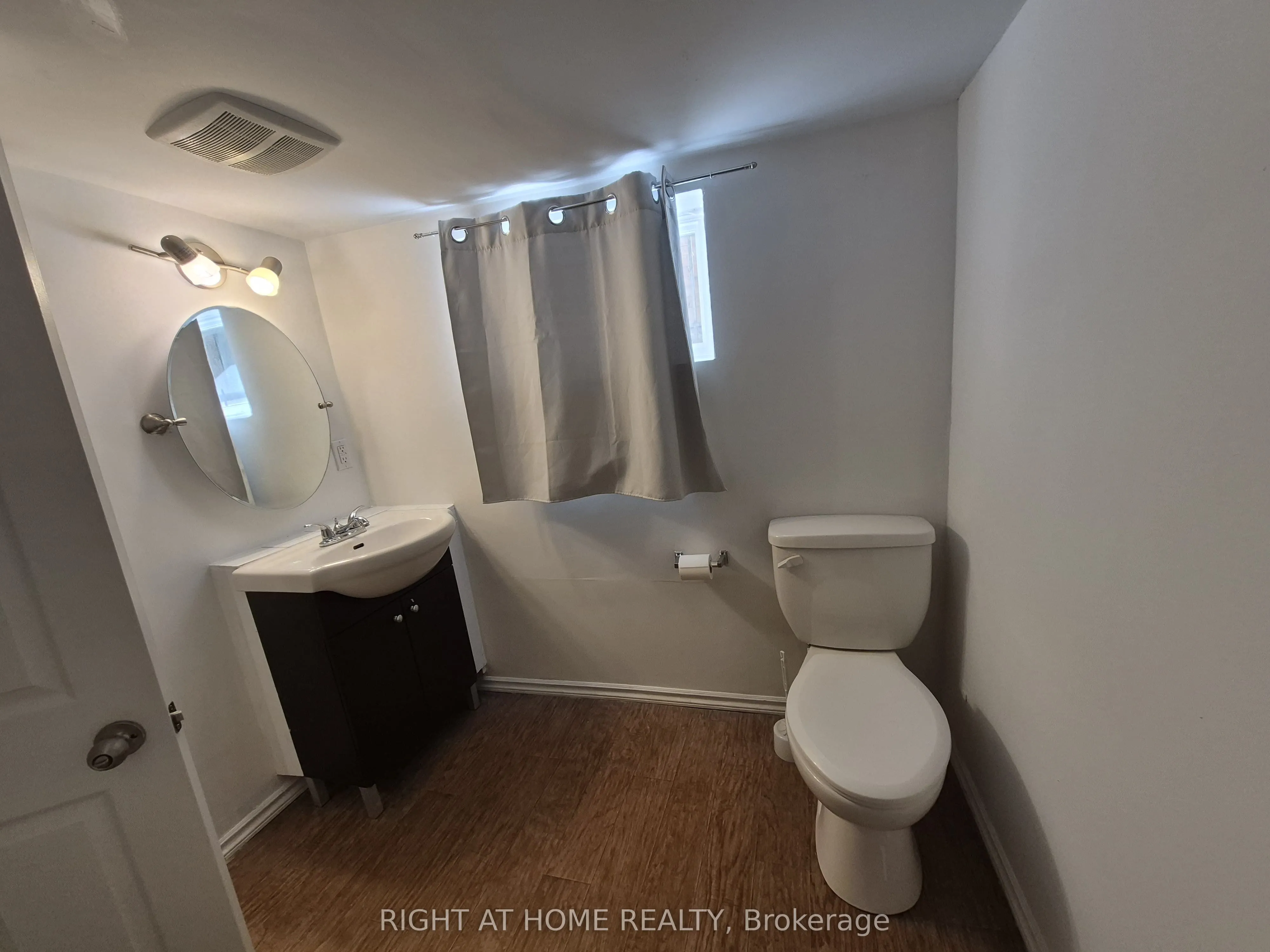 1644 Dufferin Street W, #Main Floor