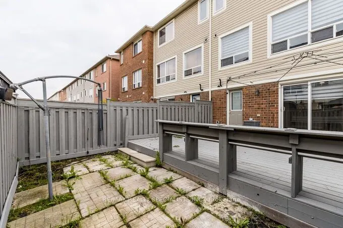 31 Decker Hollow Circle