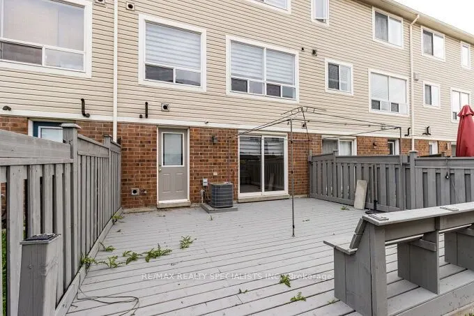 31 Decker Hollow Circle