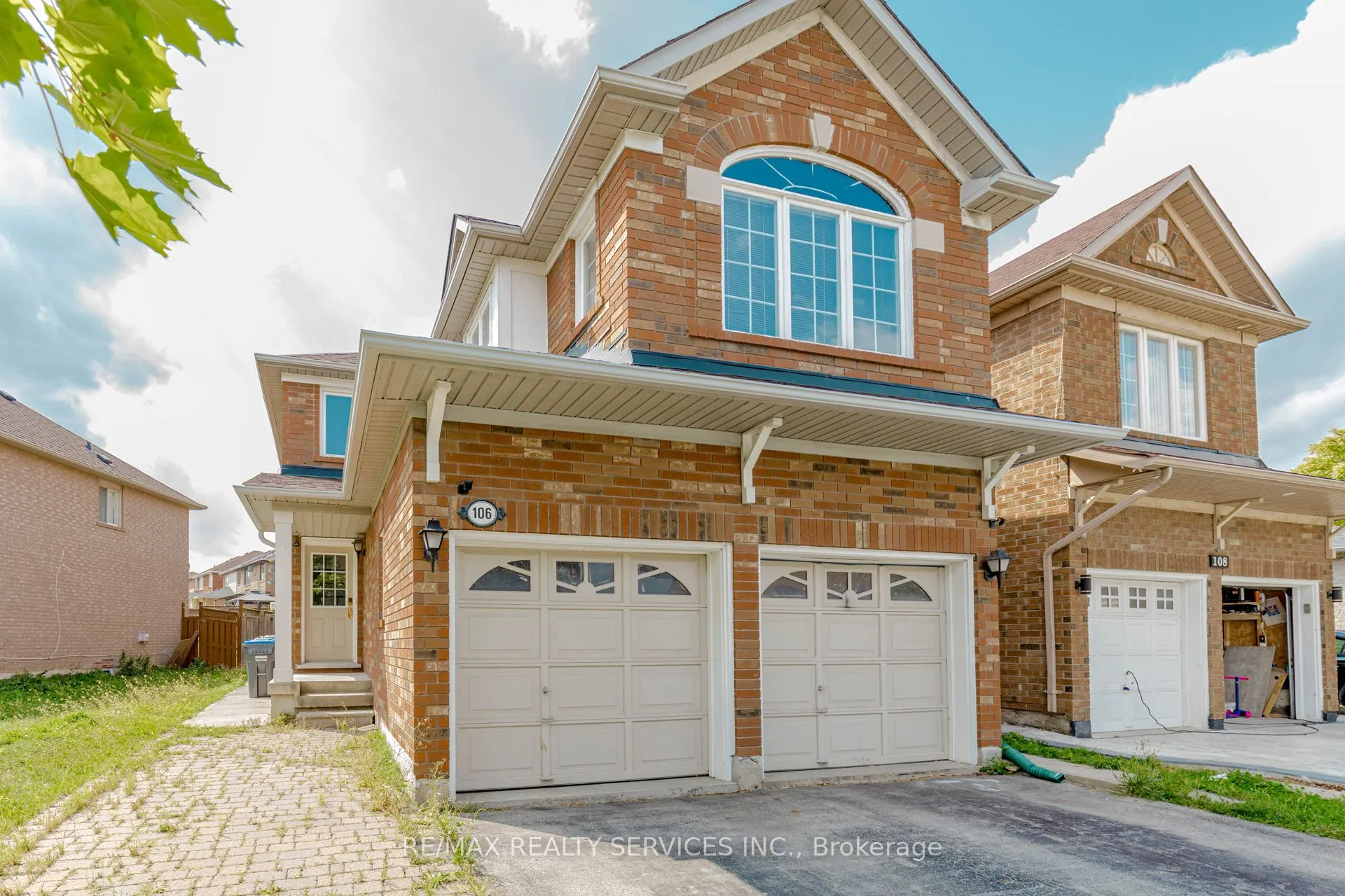106 Narrow Valley Crescent