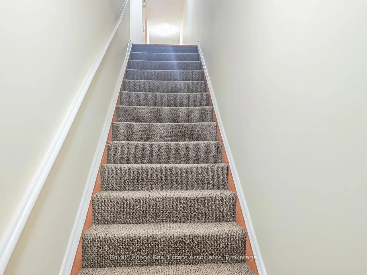 5130A Dundas Street W, #2nd Flr