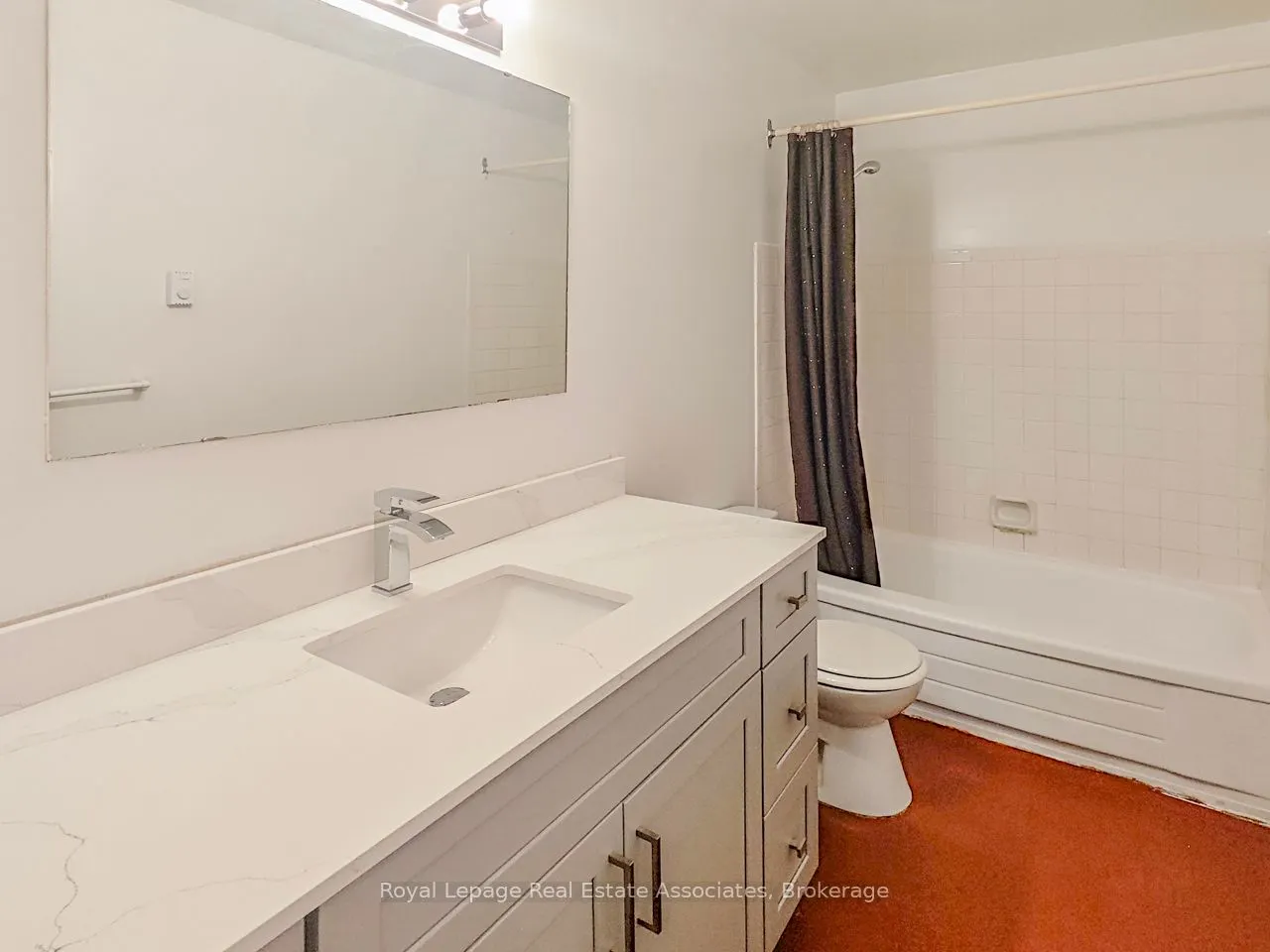 5130A Dundas Street W, #2nd Flr