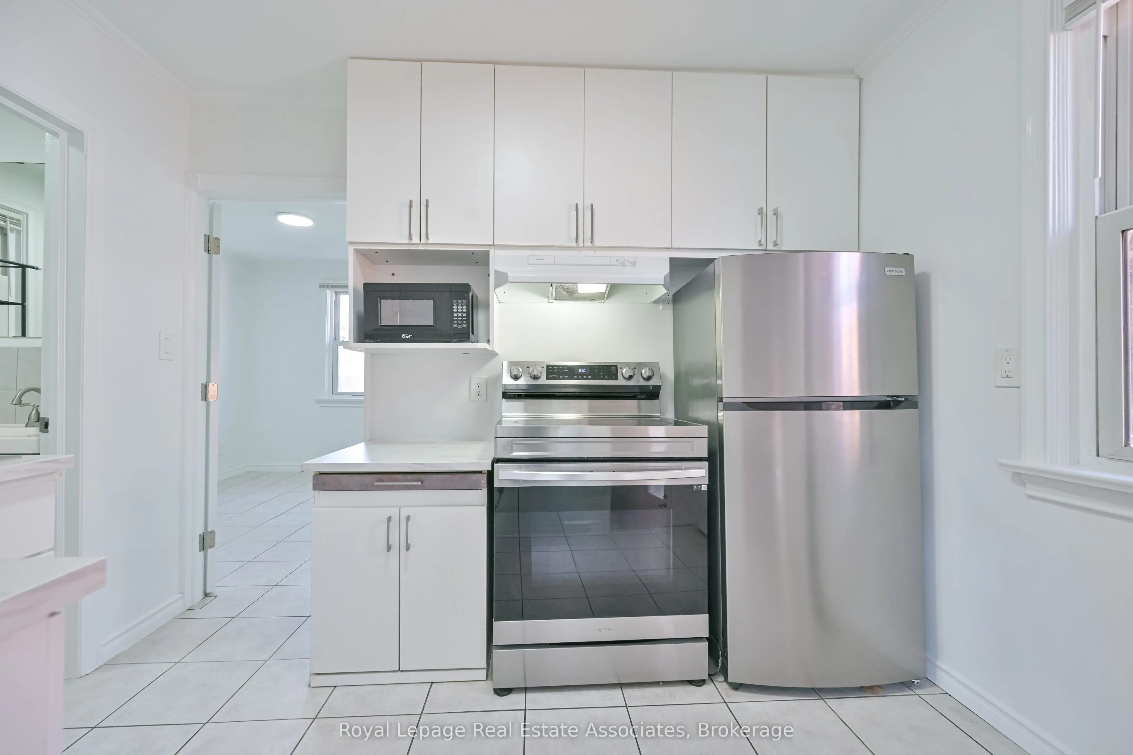 20 East Drive E