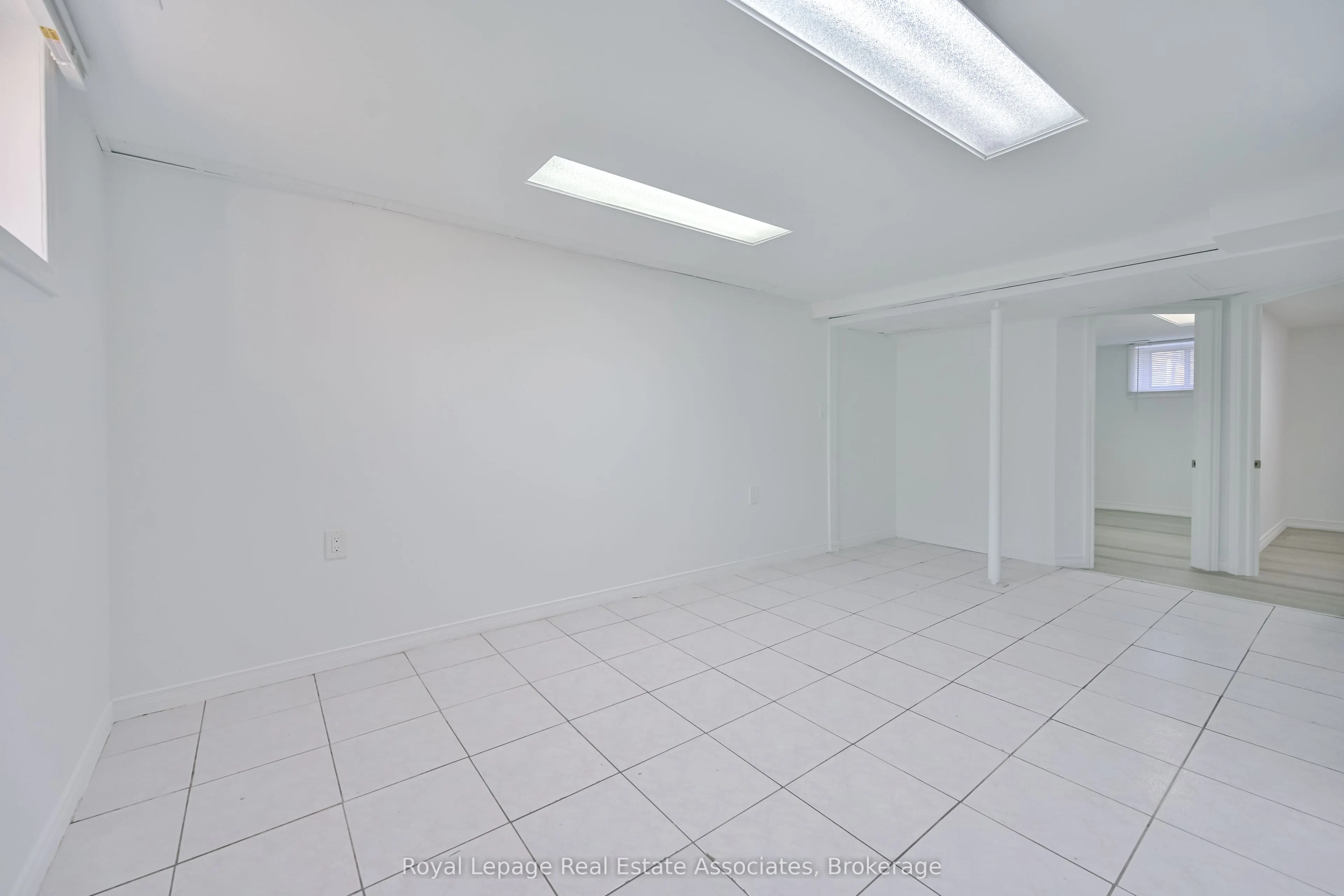 20 East Drive E