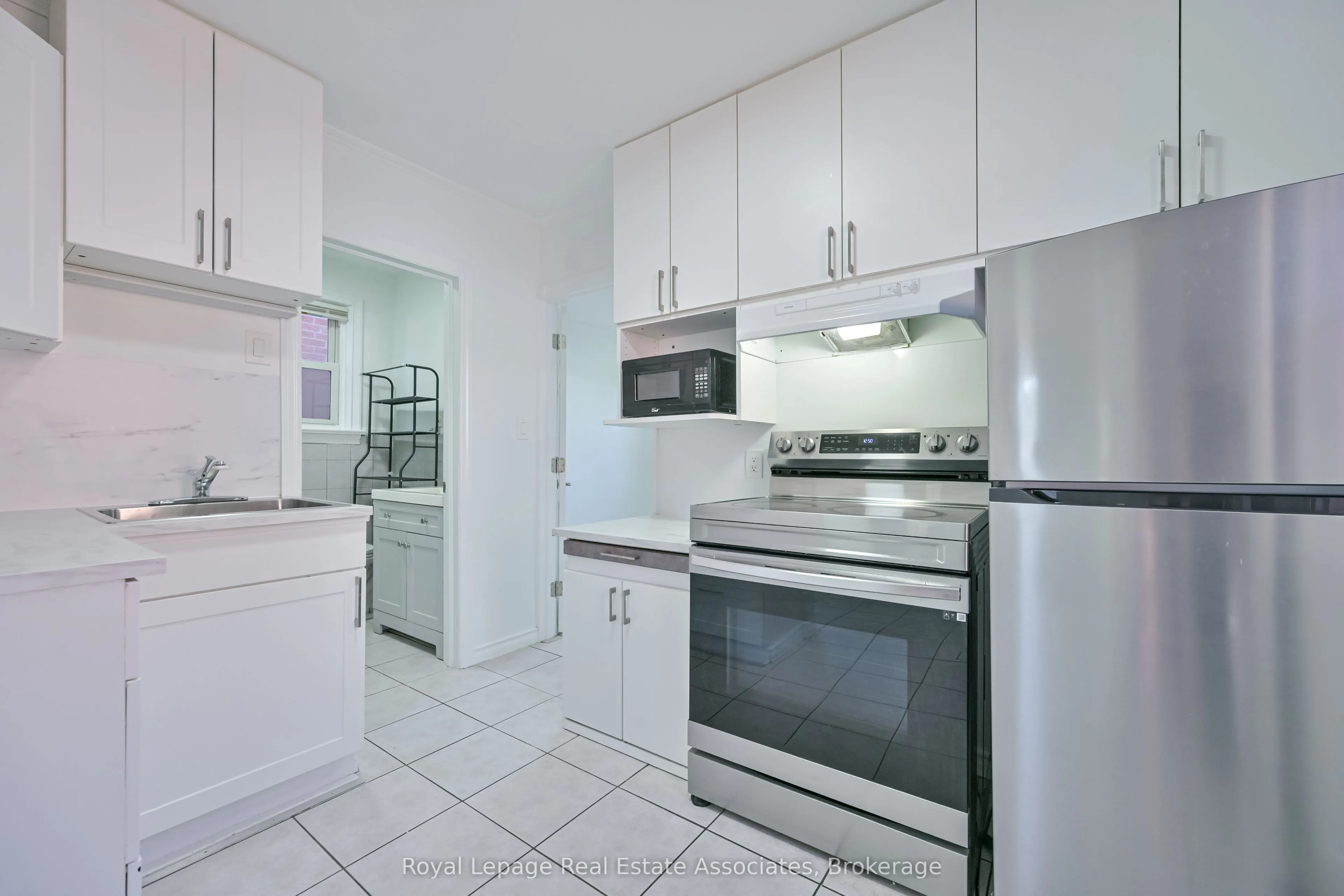 20 East Drive E