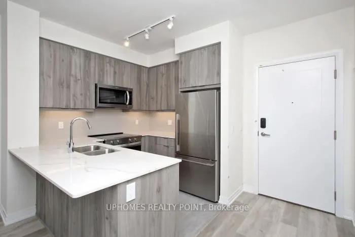 15 Watergarden Drive, #415