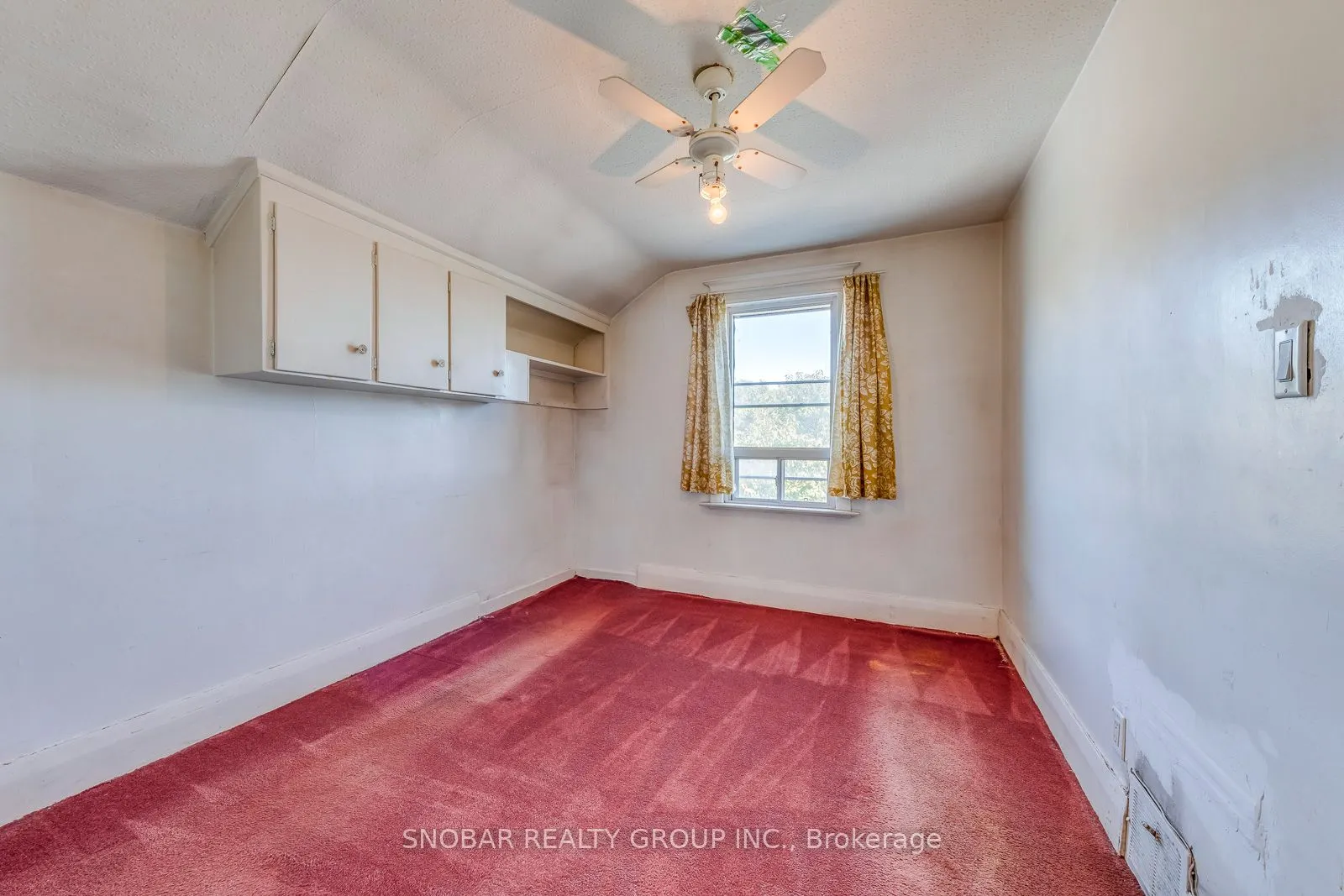483 Caledonia Road