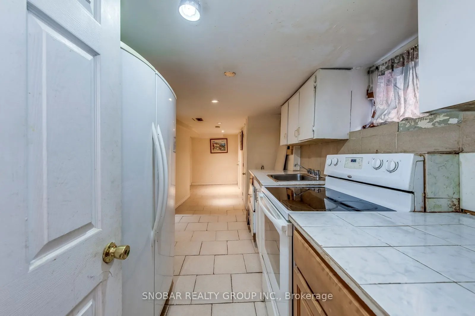 483 Caledonia Road