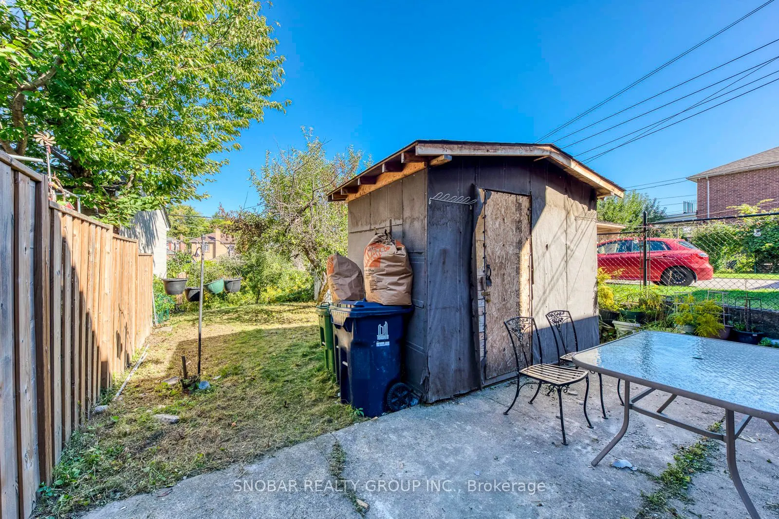 483 Caledonia Road
