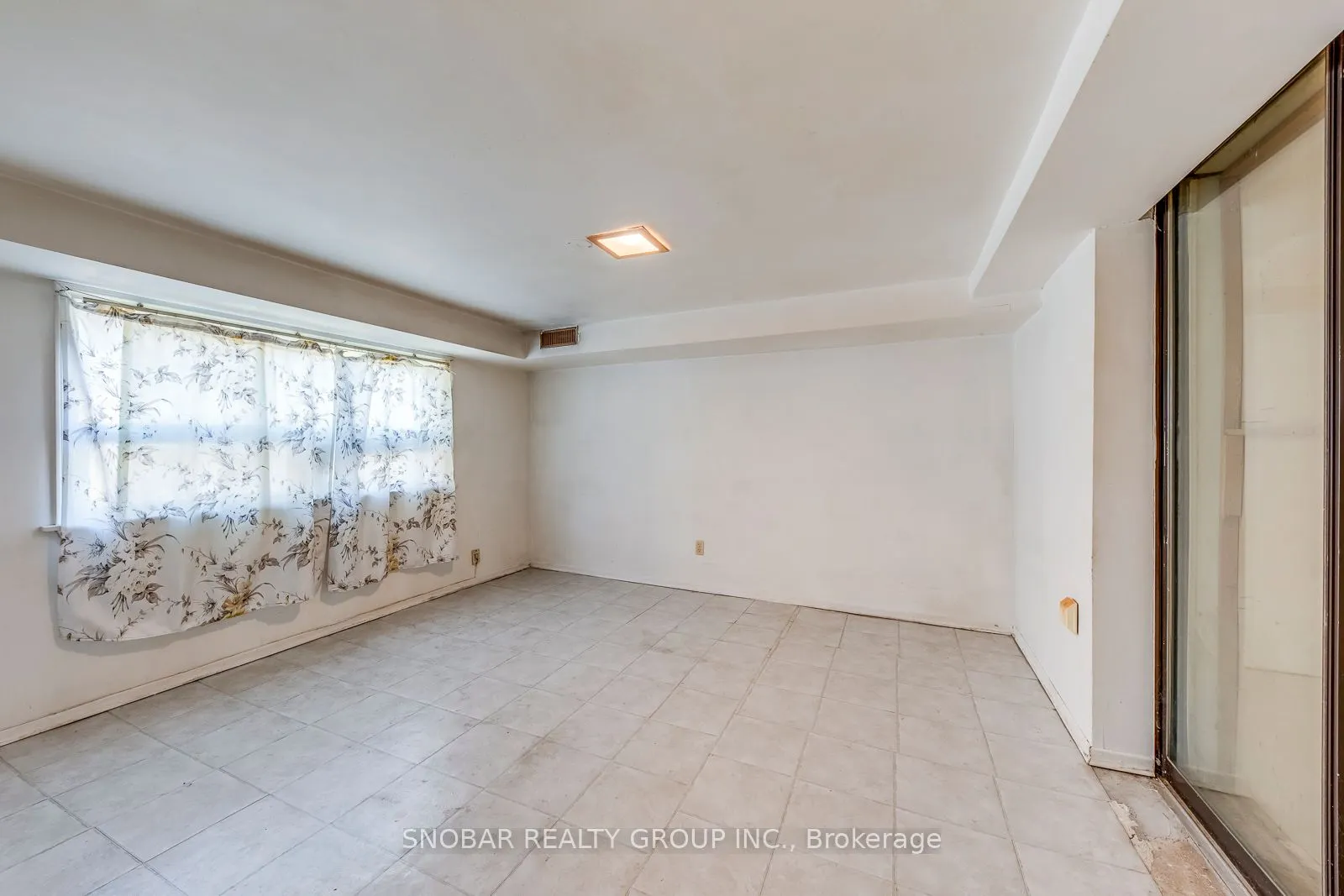 483 Caledonia Road