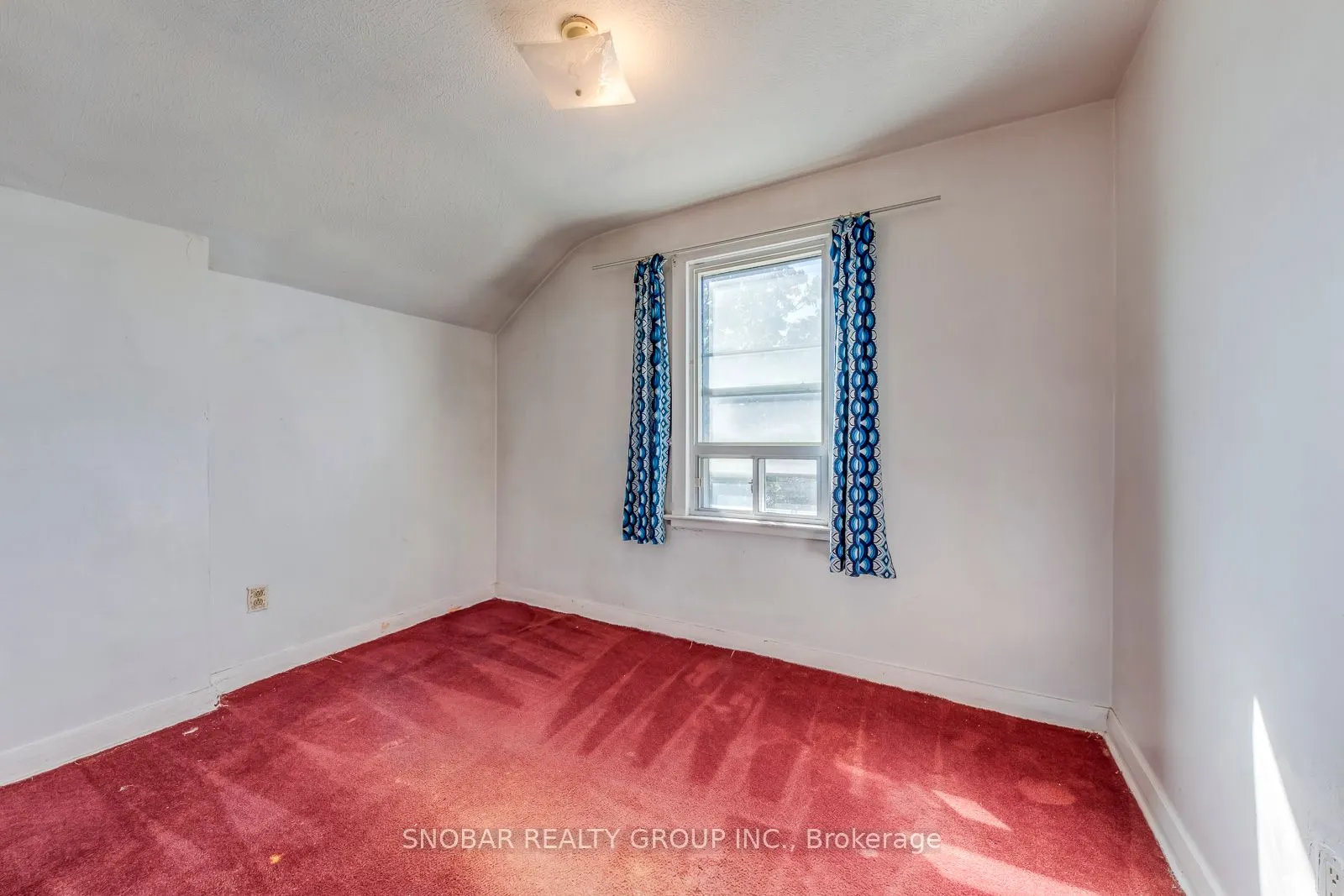 483 Caledonia Road