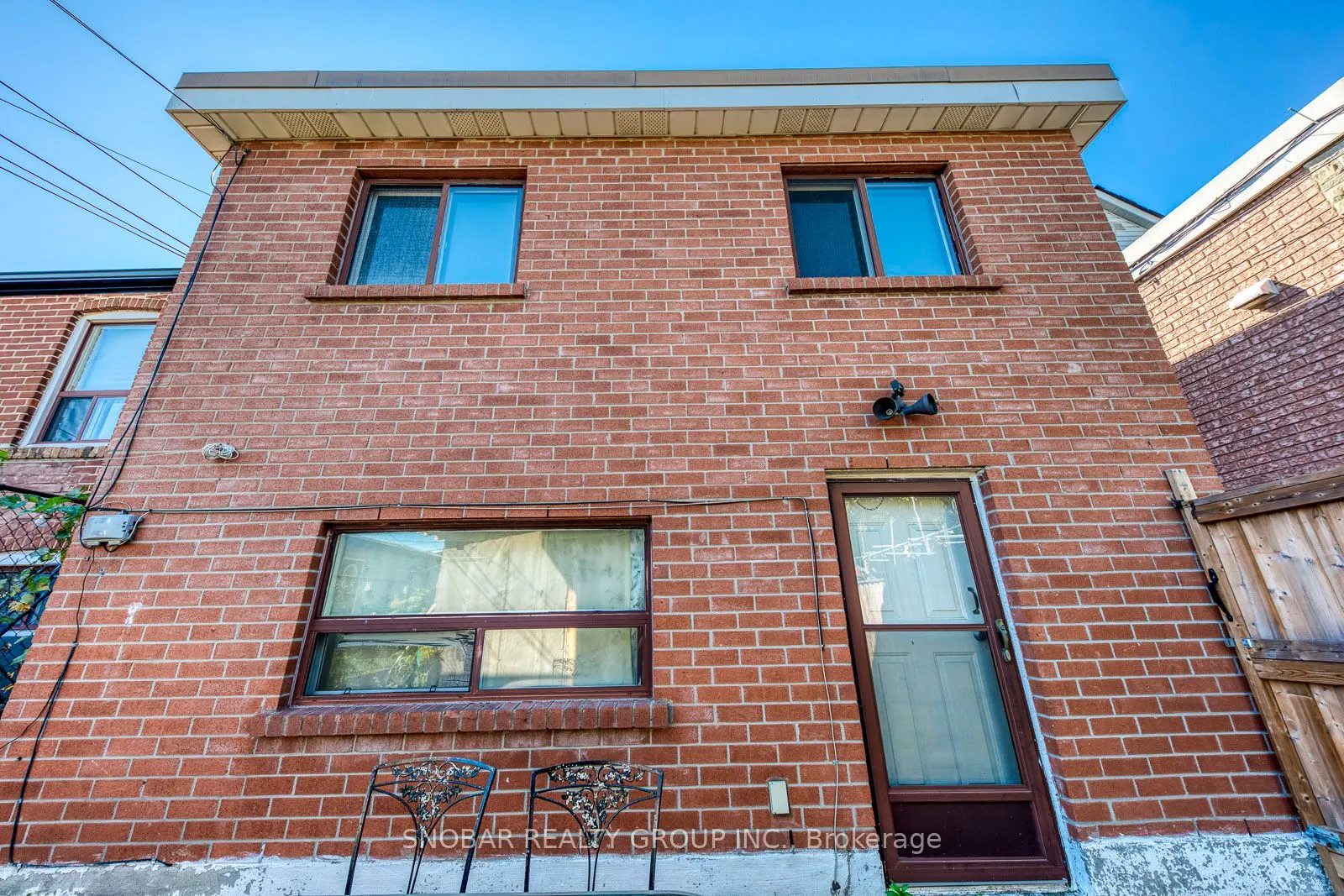 483 Caledonia Road