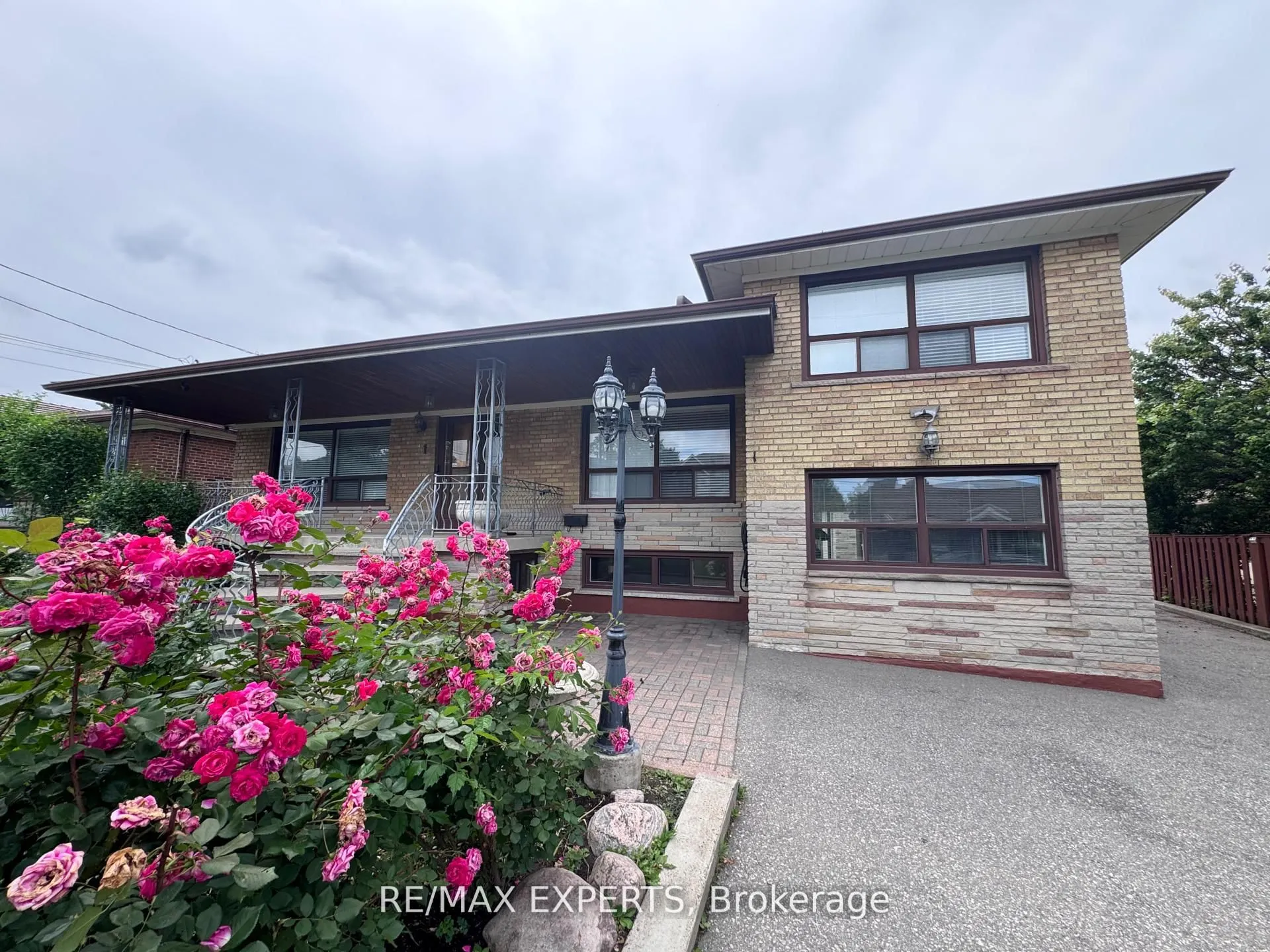1 Creston Road
