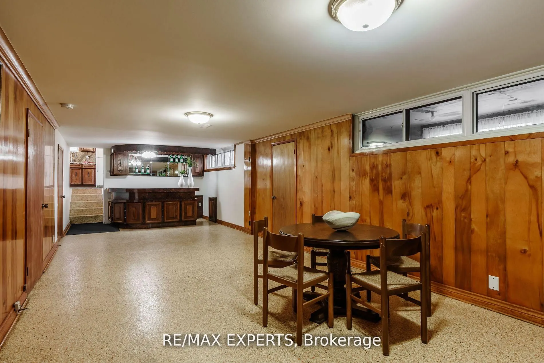 1 Creston Road