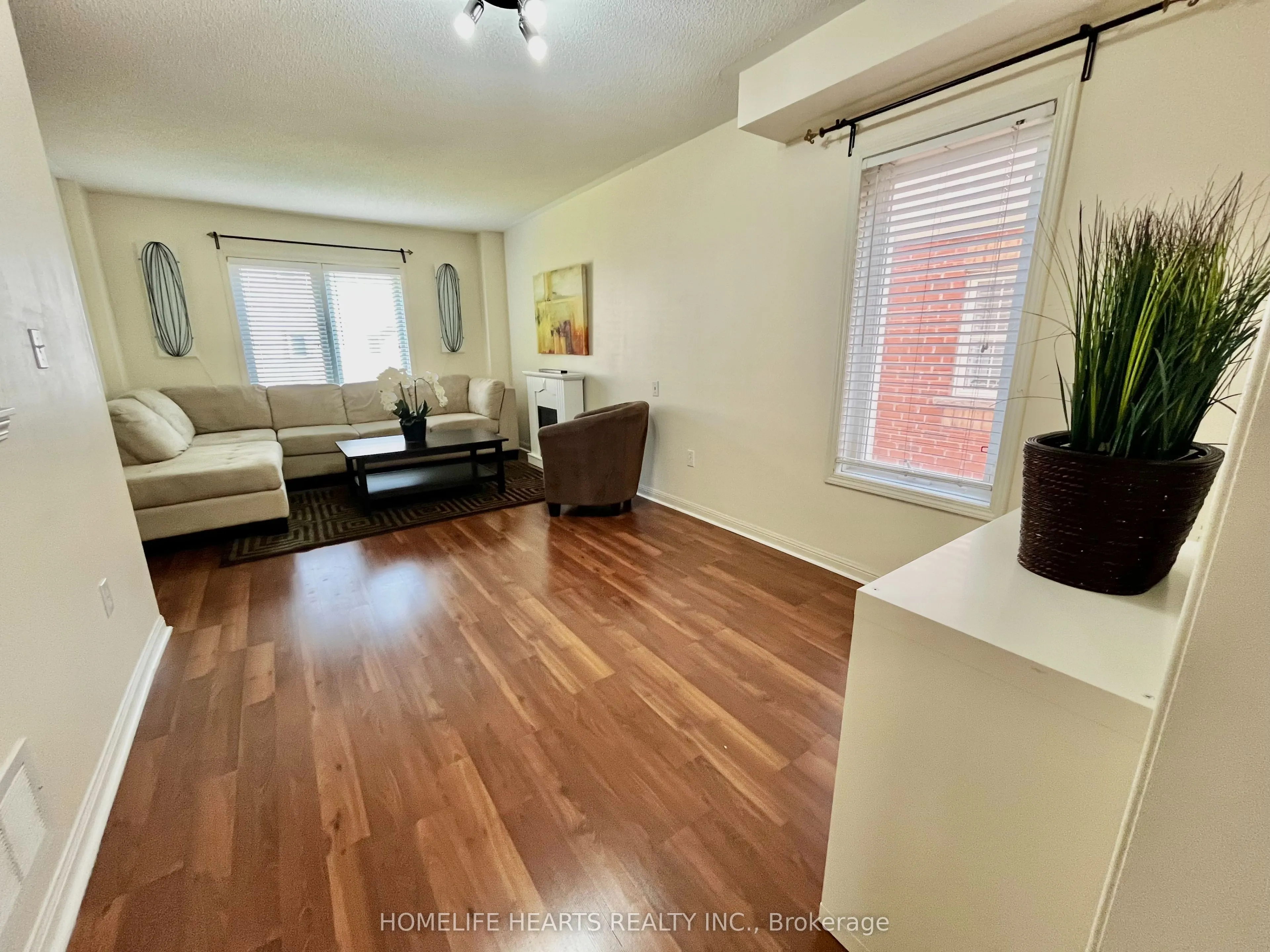 3030 Breakwater Court, #315