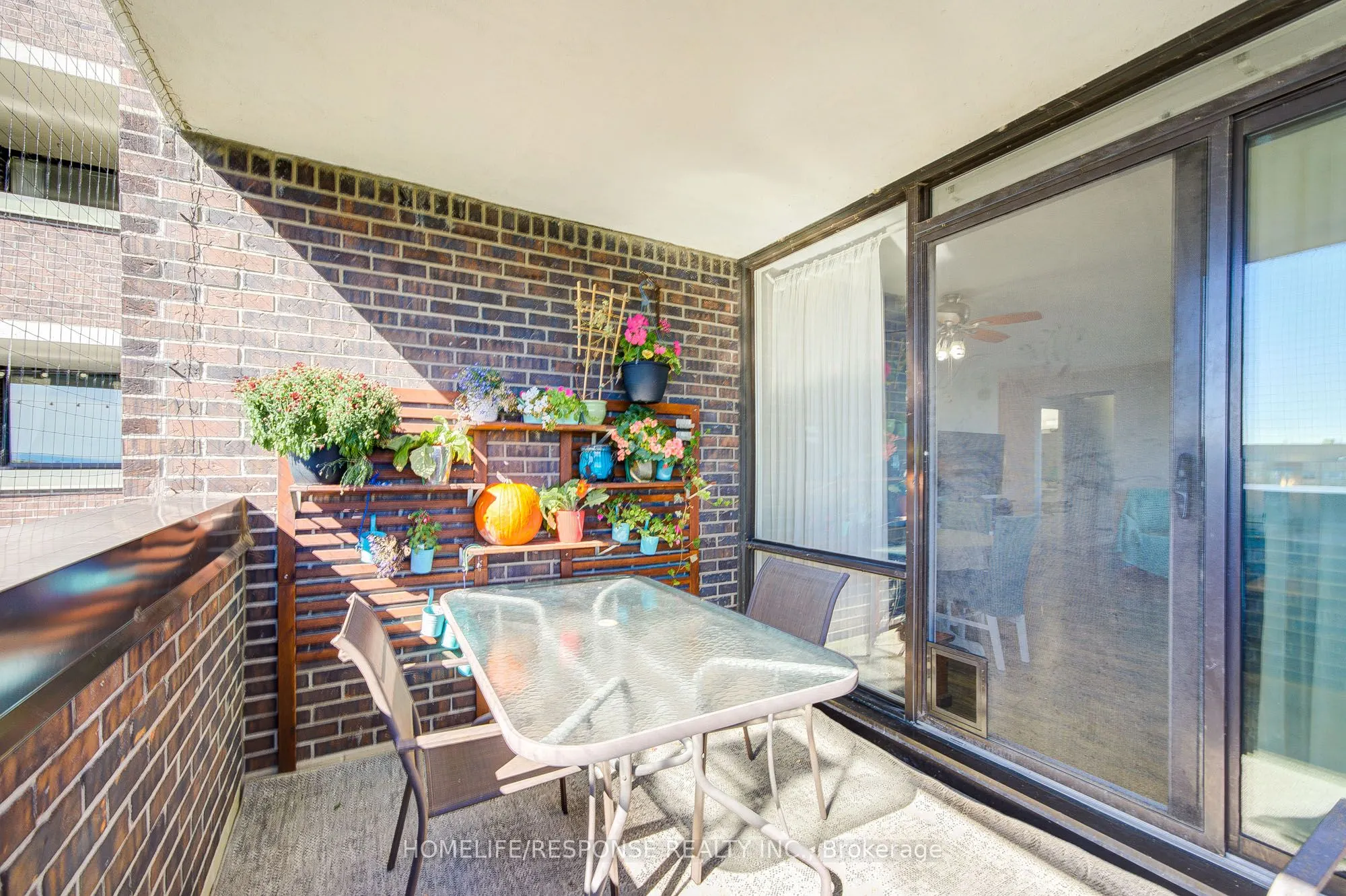 1535 Lakeshore Road, #1401