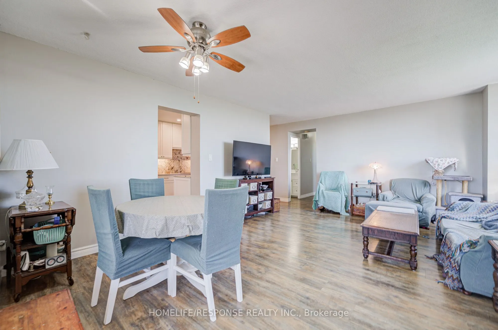 1535 Lakeshore Road, #1401