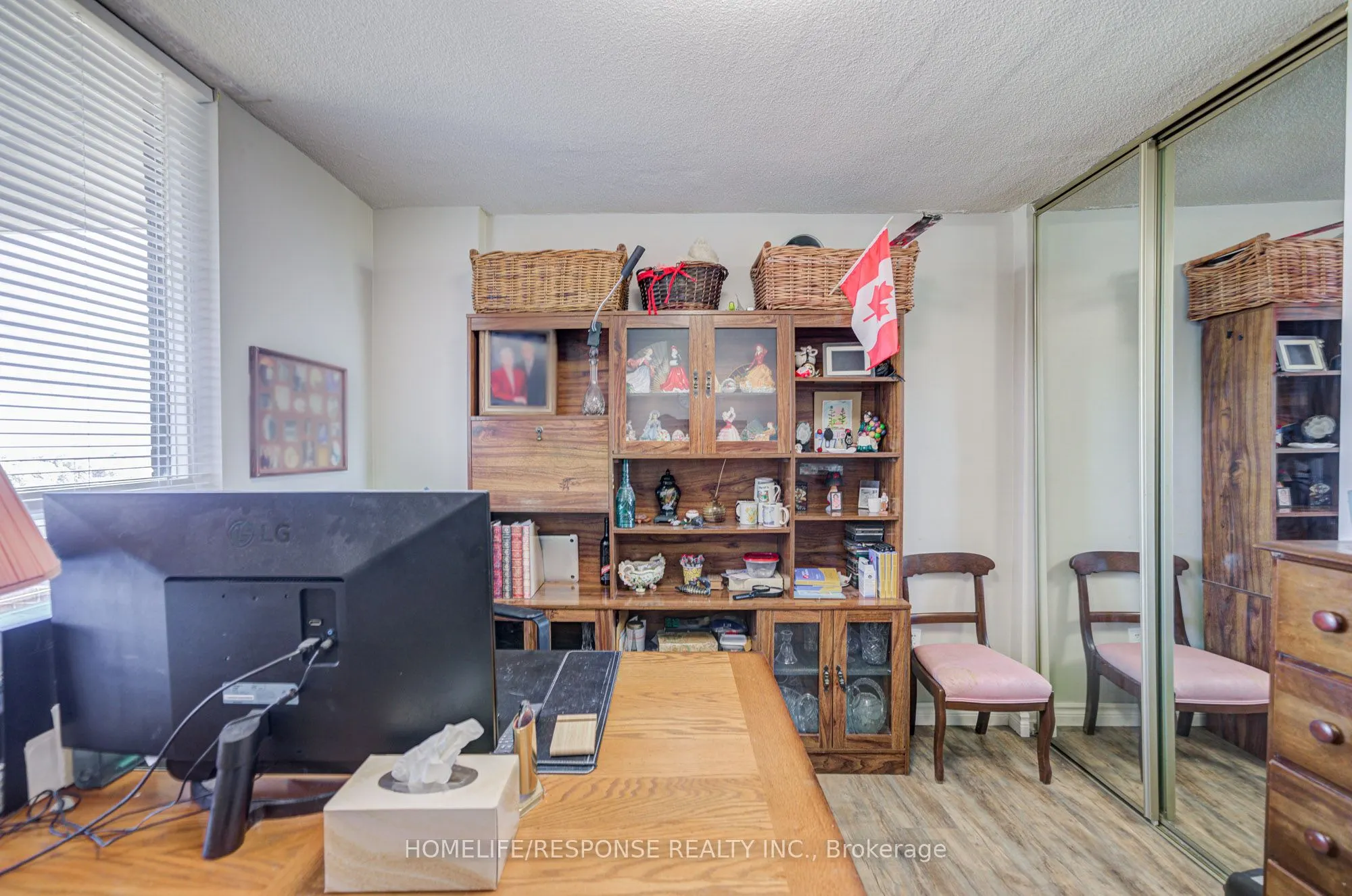 1535 Lakeshore Road, #1401