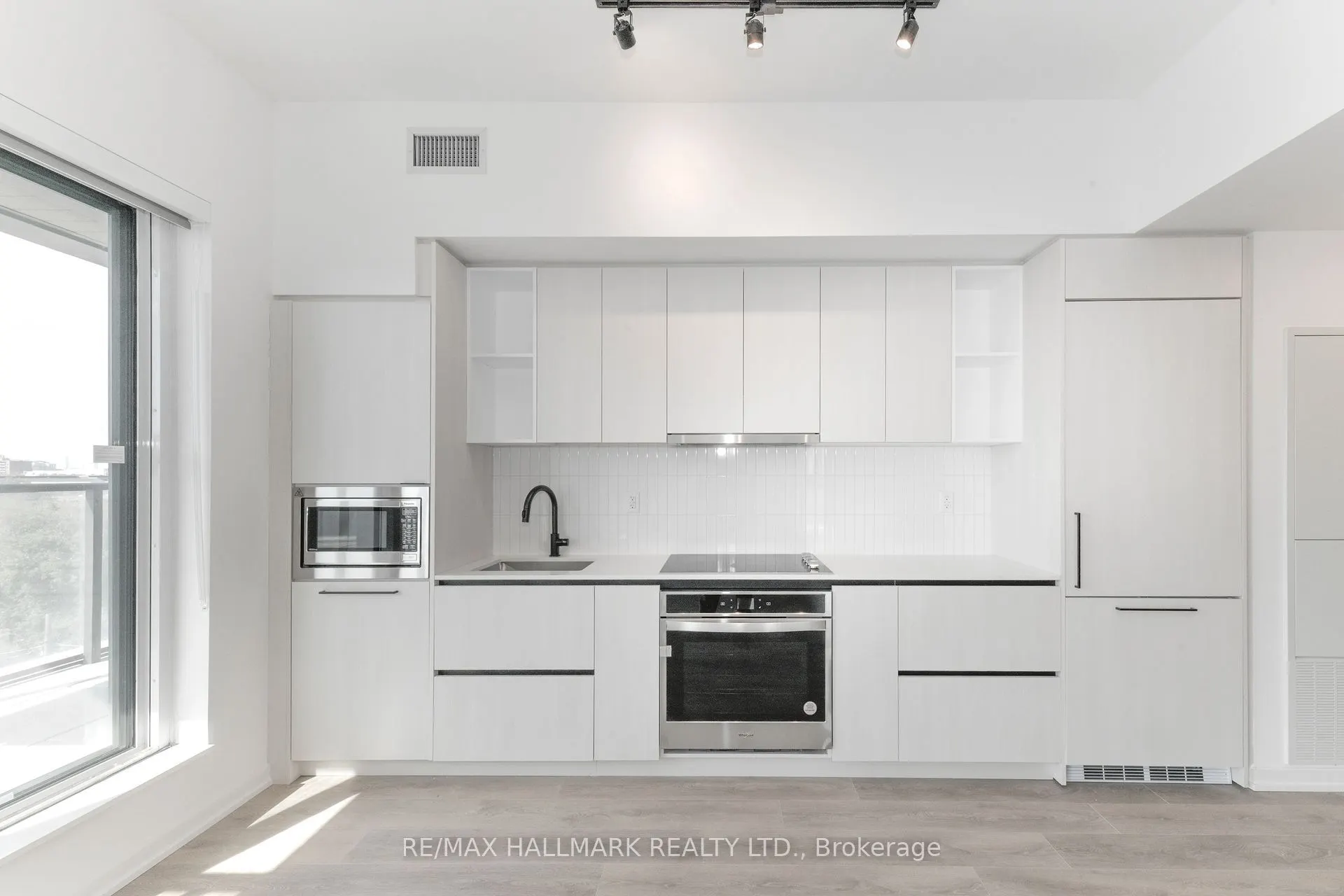 1285 Dupont Street, #503