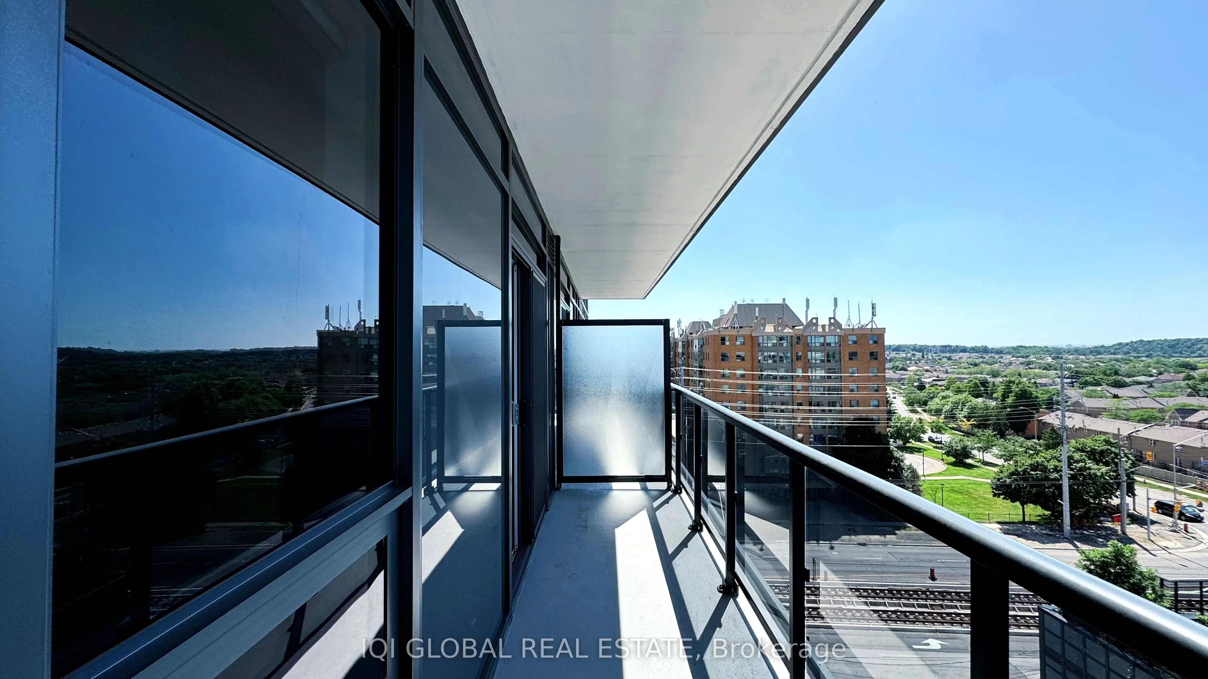 5105 Hurontario Street, #710