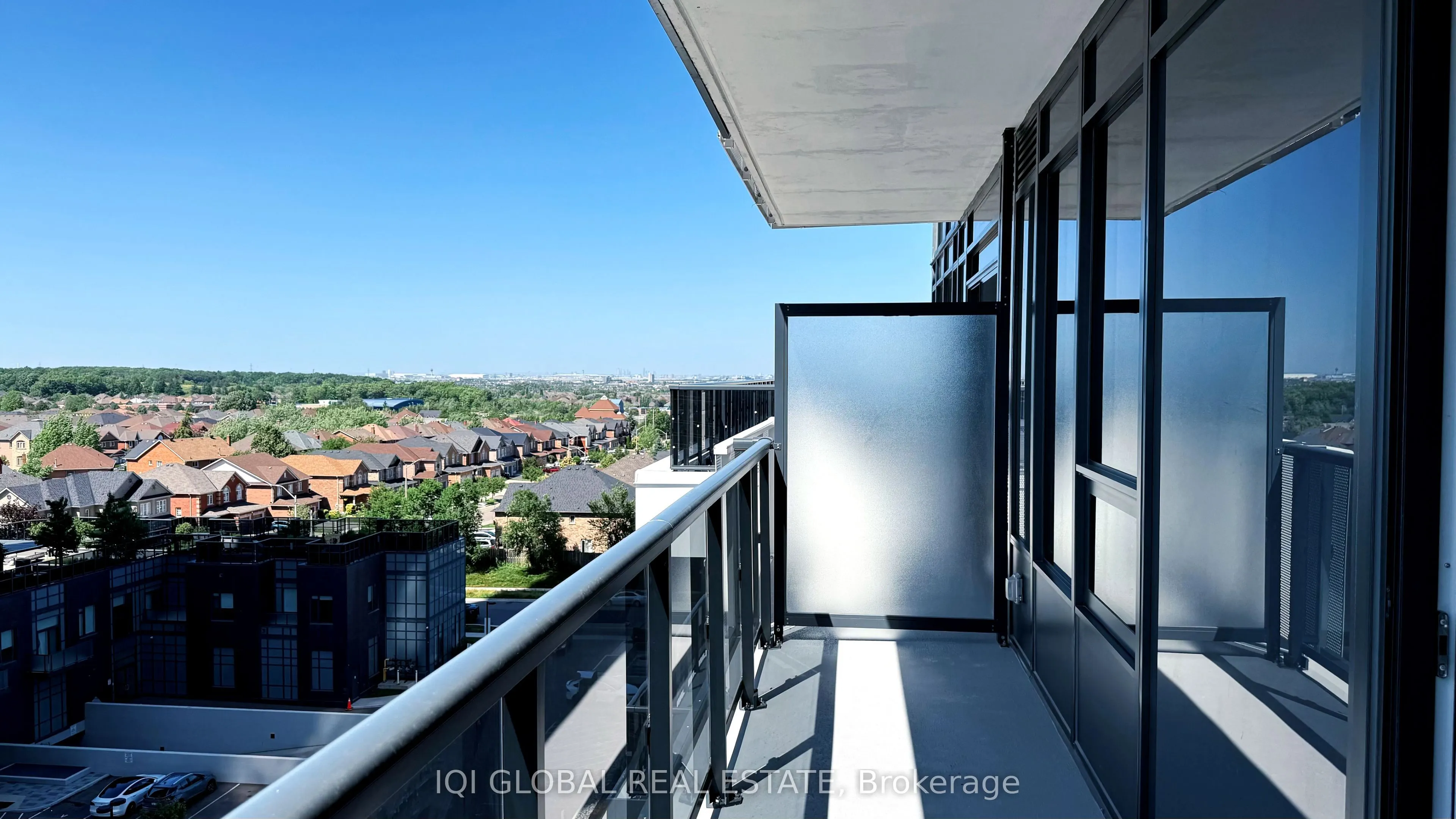 5105 Hurontario Street, #710