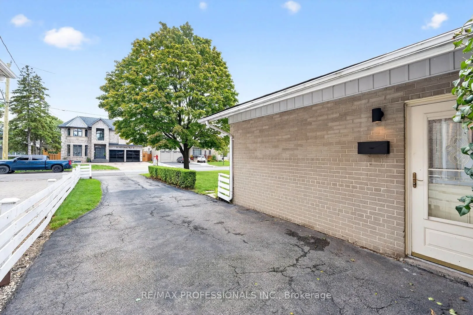 7638 Redstone Road