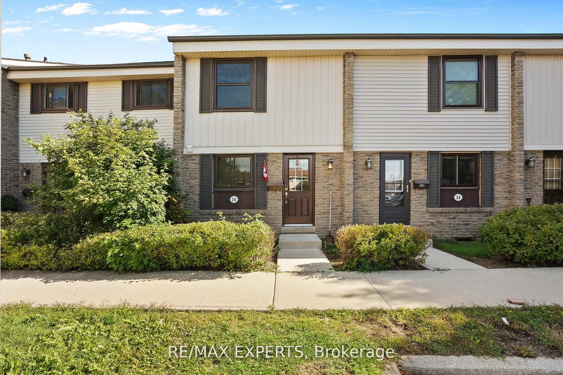 2779 Gananoque Drive, #35