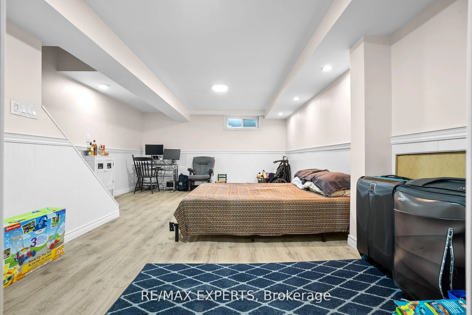 2779 Gananoque Drive, #35