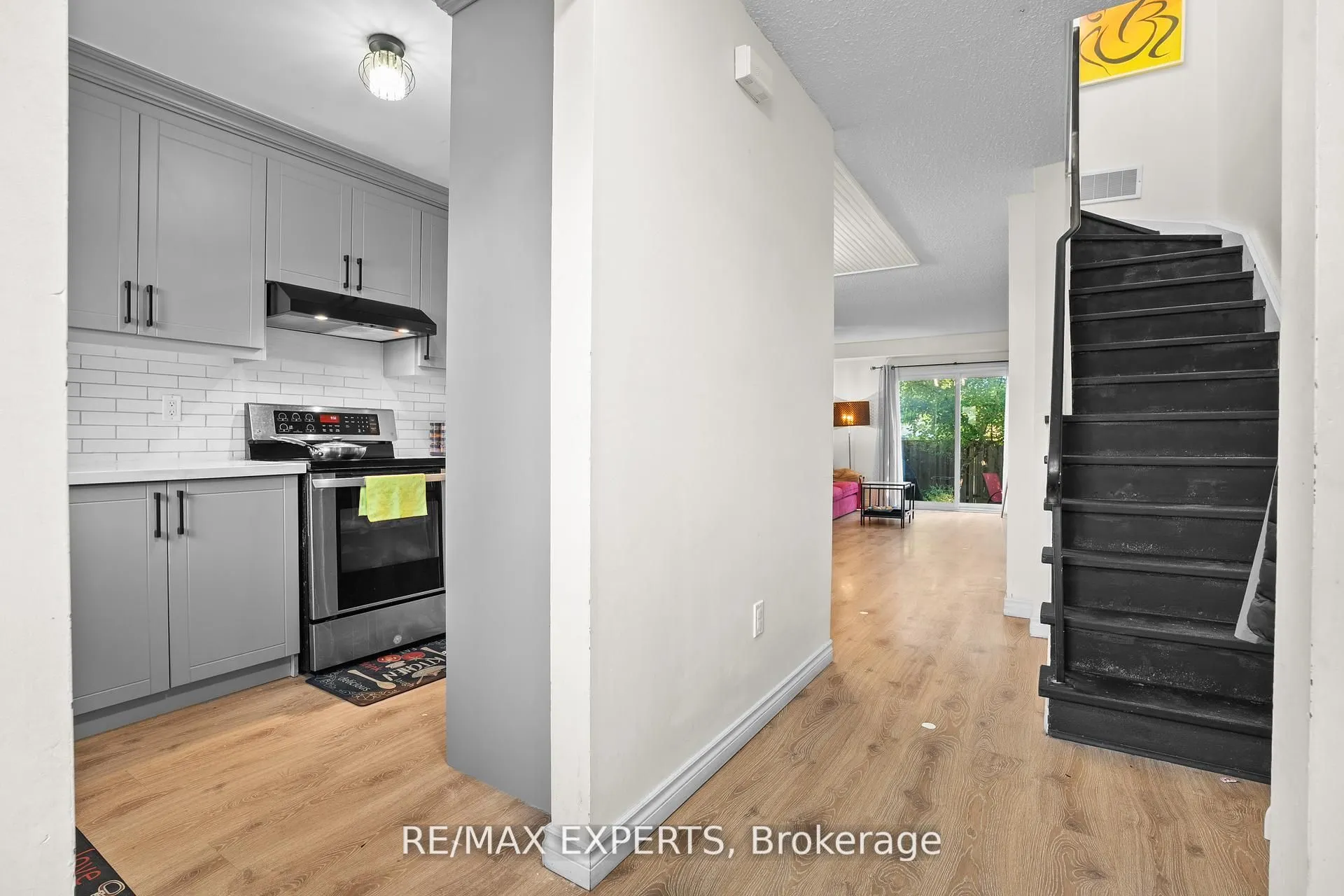2779 Gananoque Drive, #35