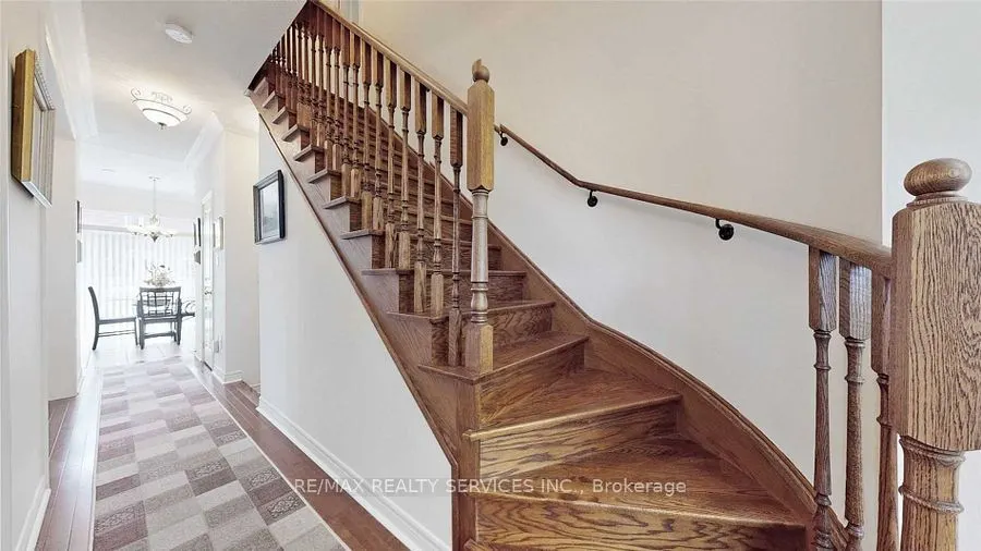 3 Bellcrest Road