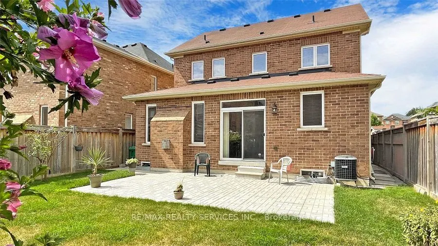 3 Bellcrest Road