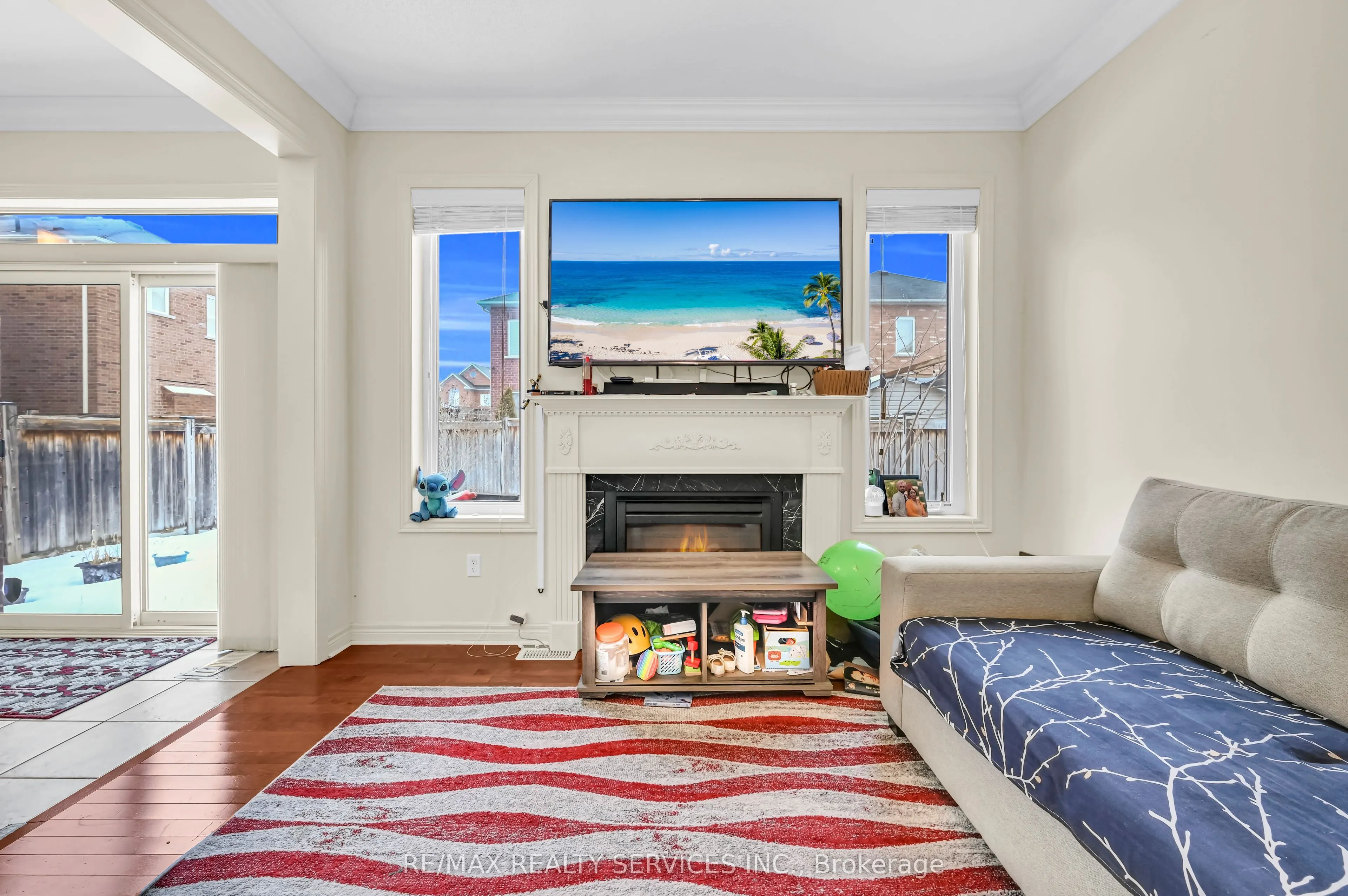 3 Bellcrest Road