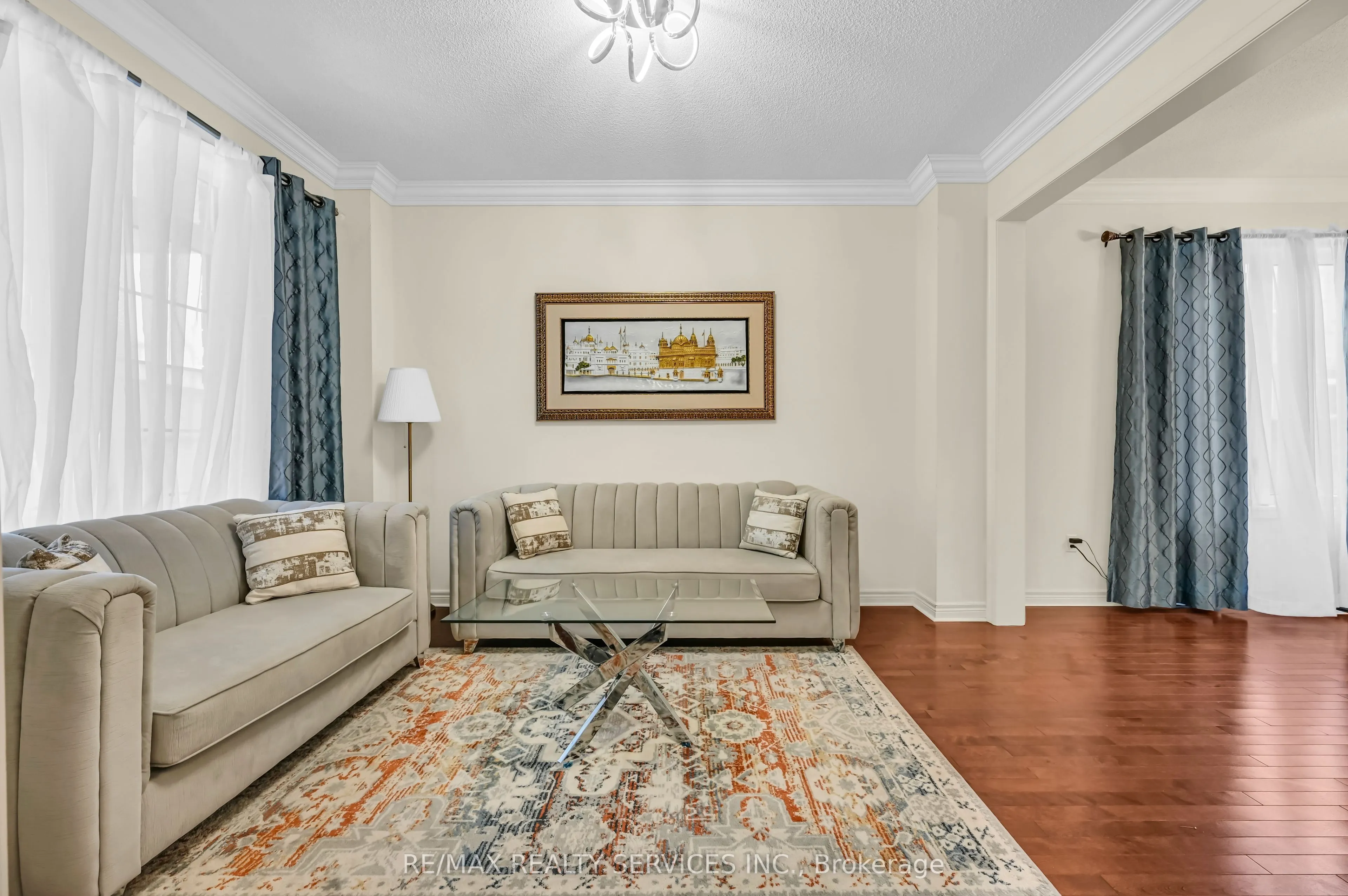 3 Bellcrest Road