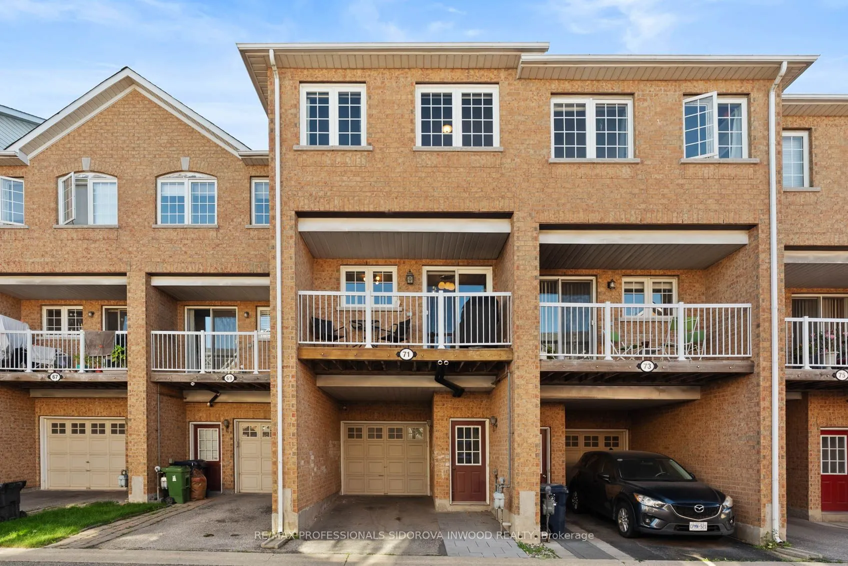 71 Birdstone Crescent, #52