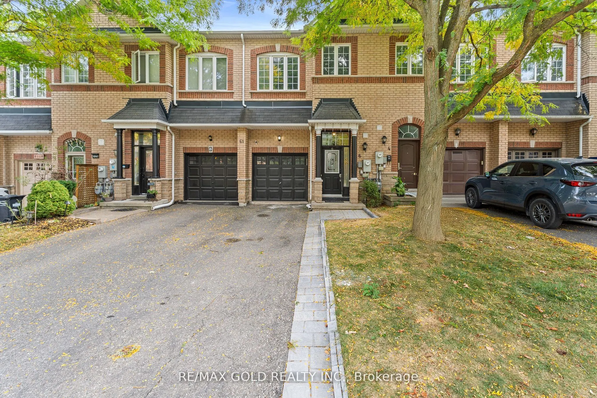61 Nelson Street W, #6