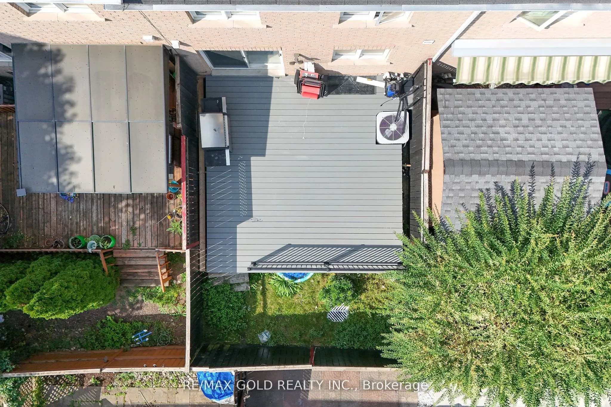 61 Nelson Street W, #6