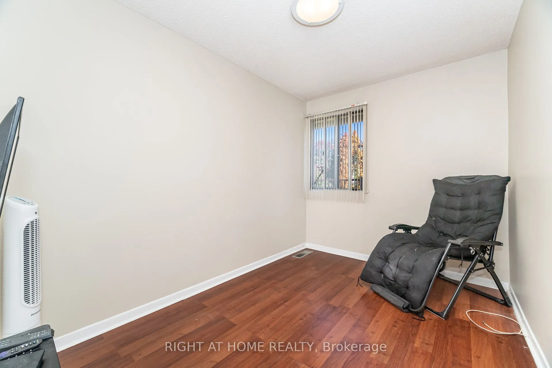 1250 Mississauga Valley Boulevard W, #13