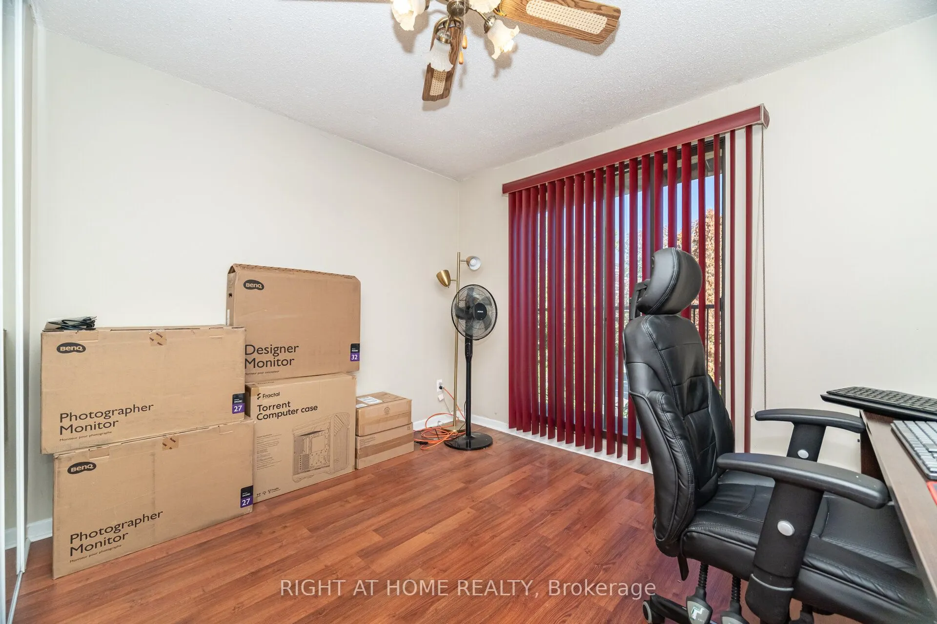 1250 Mississauga Valley Boulevard W, #13