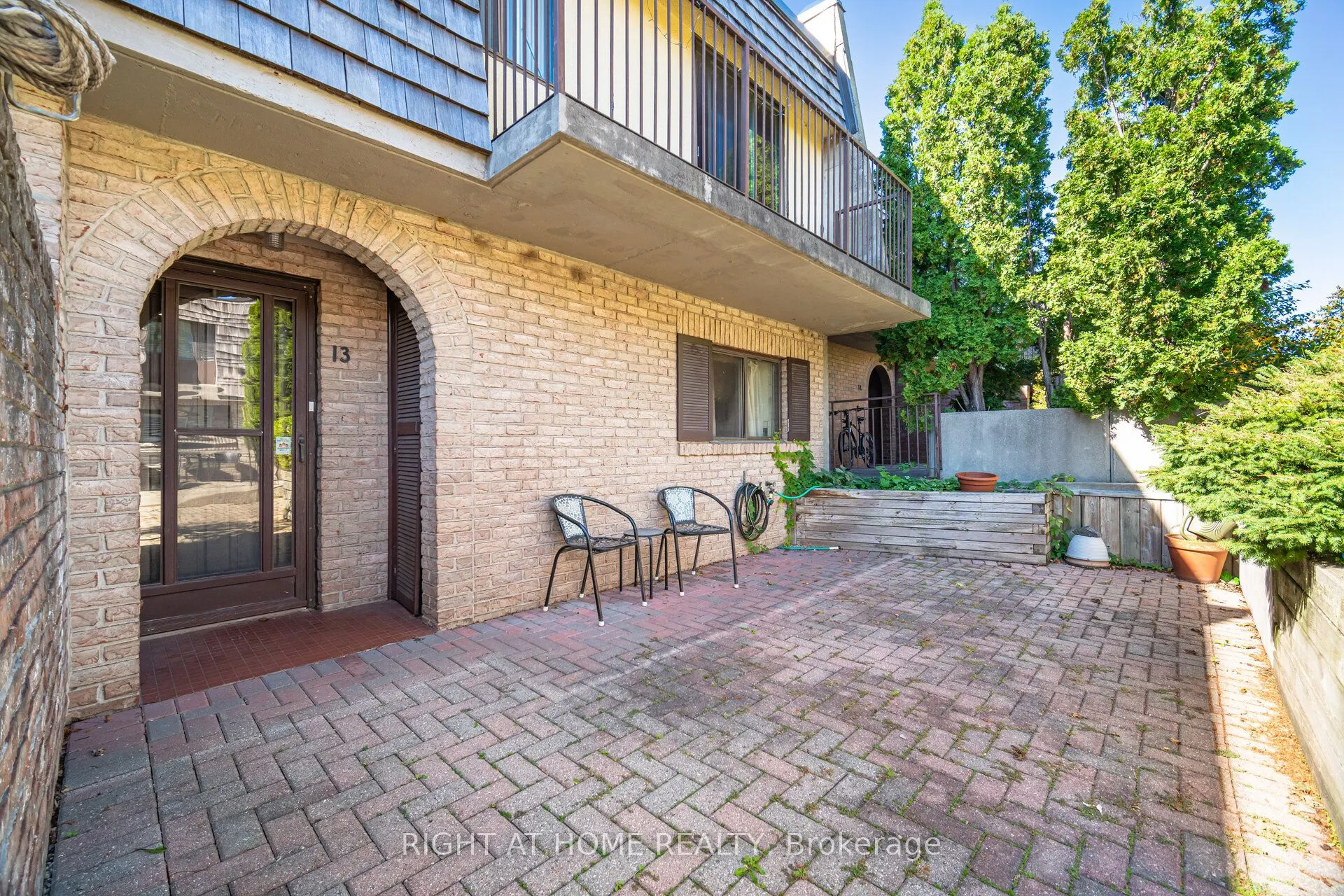 1250 Mississauga Valley Boulevard W, #13