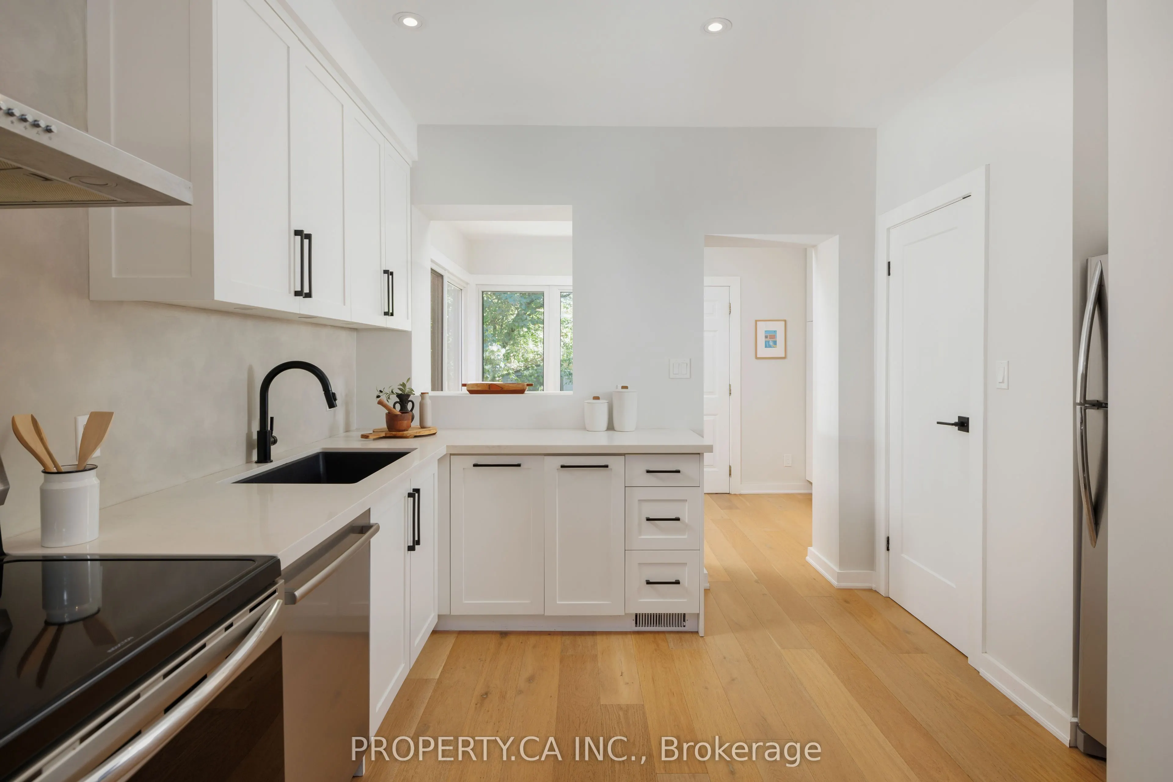 79 Macdonell Avenue