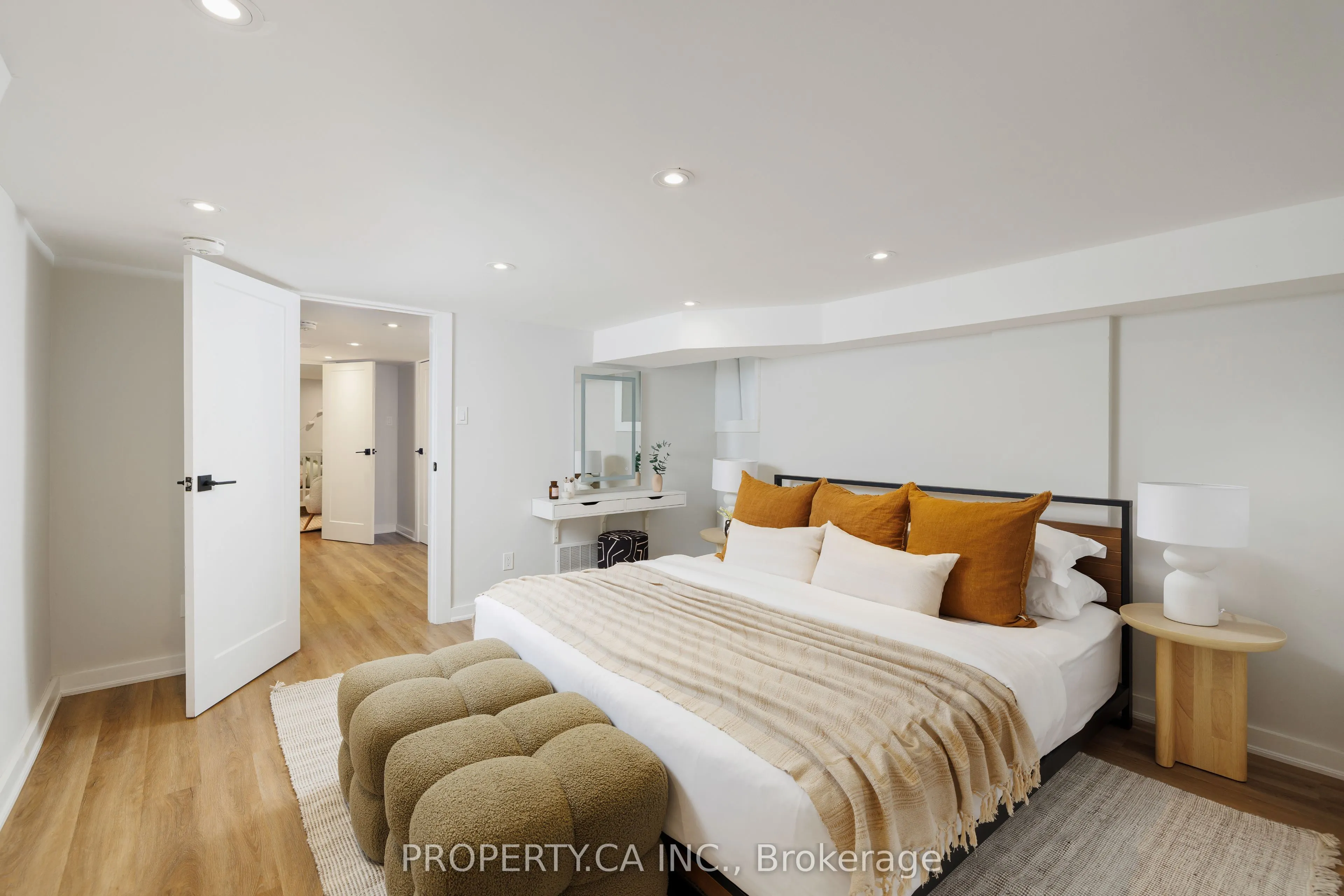 79 Macdonell Avenue