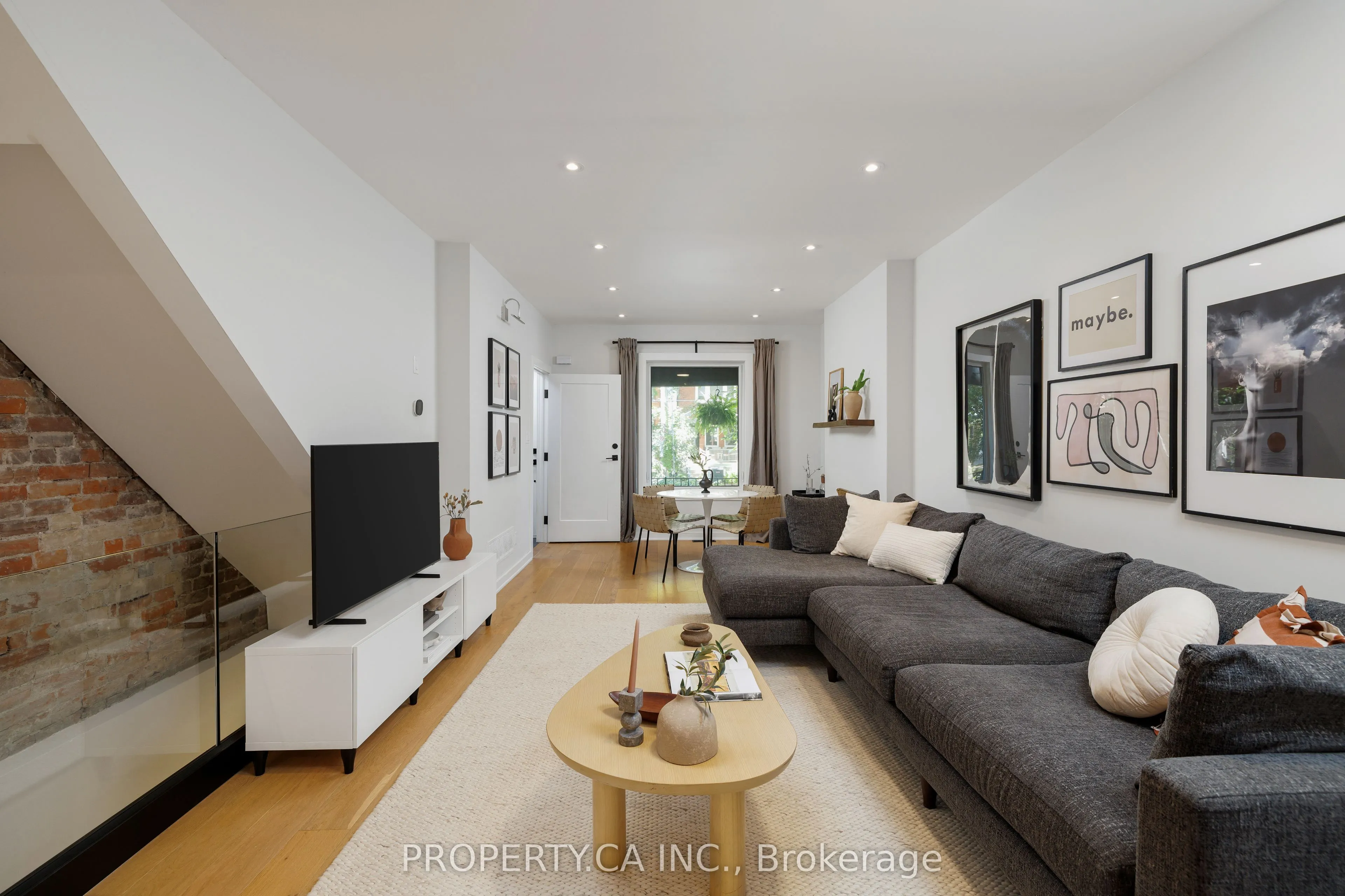 79 Macdonell Avenue
