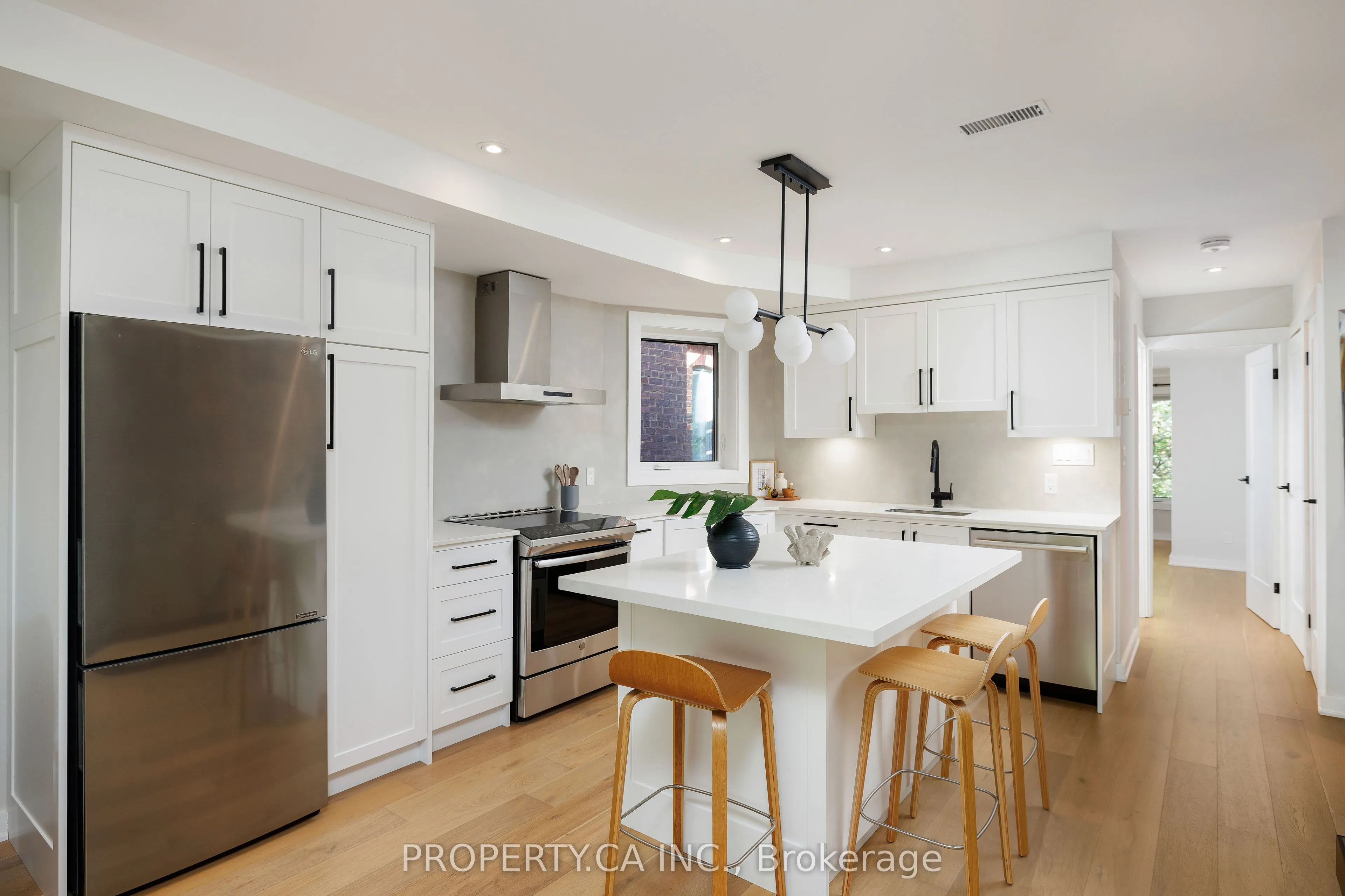 79 Macdonell Avenue