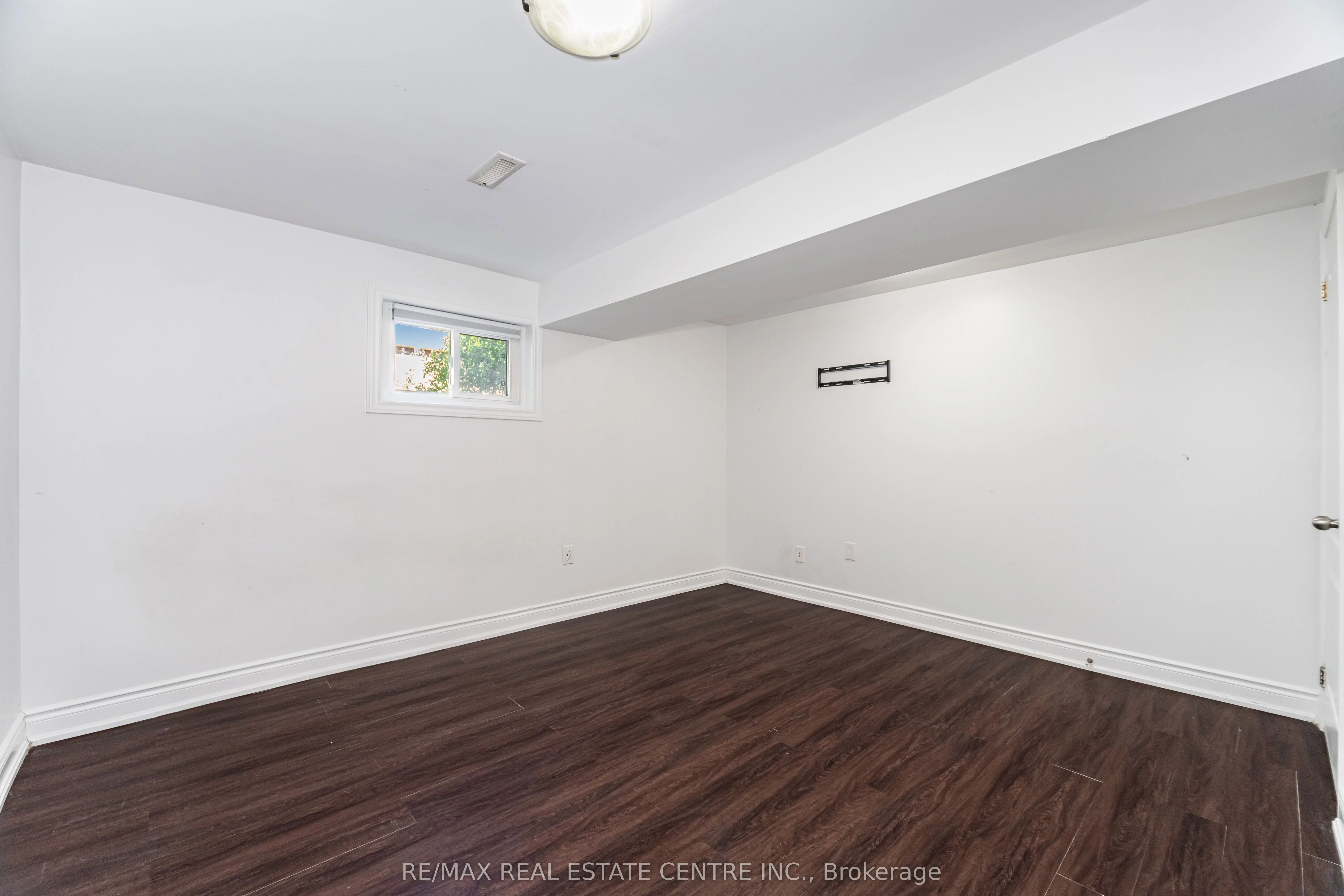 32 Mount Pleasant Drive