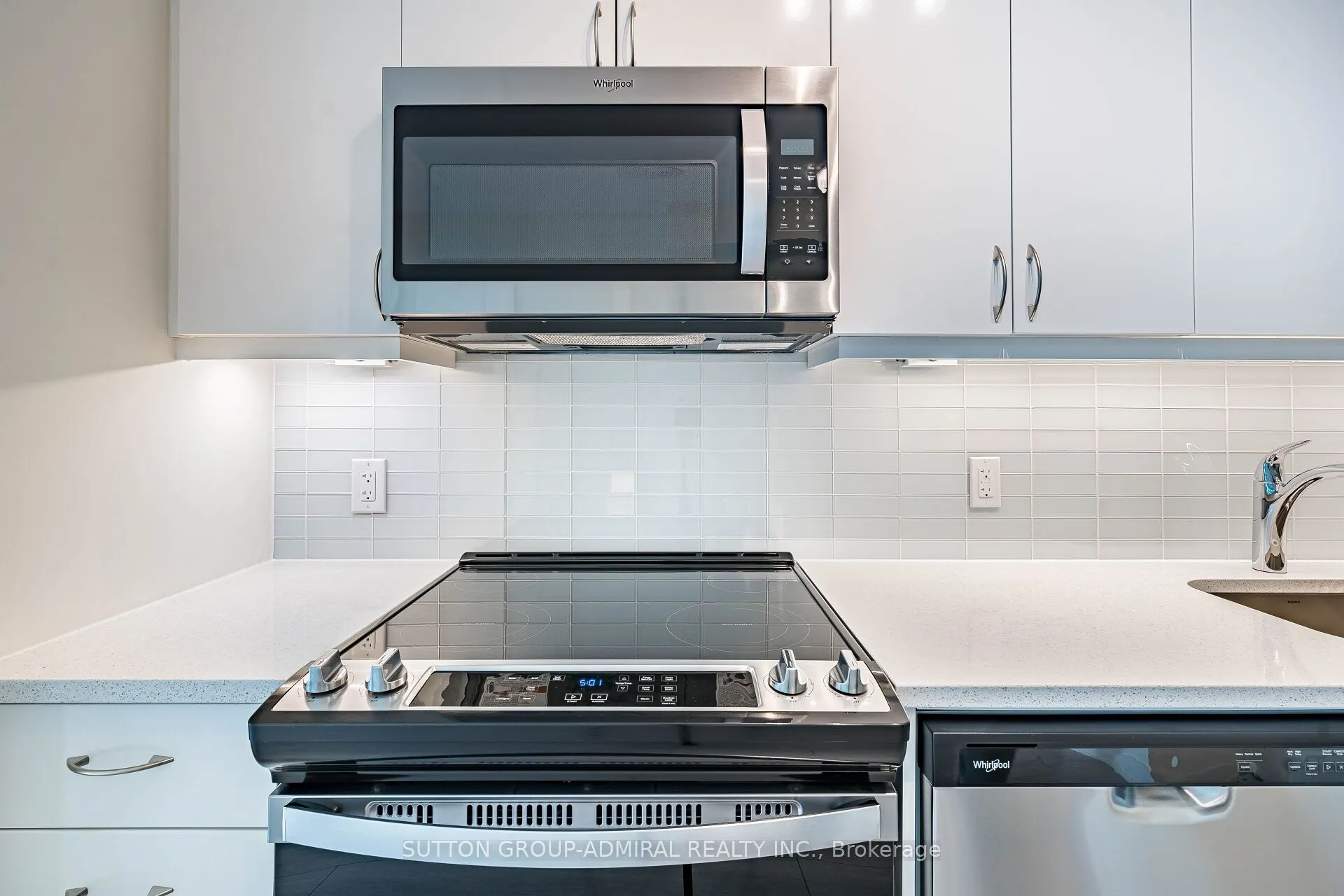 38 Annie Craig Drive, #4806
