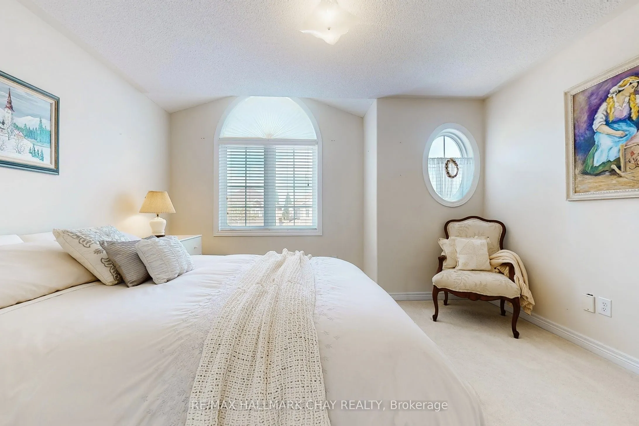 76 Cobblestone Court