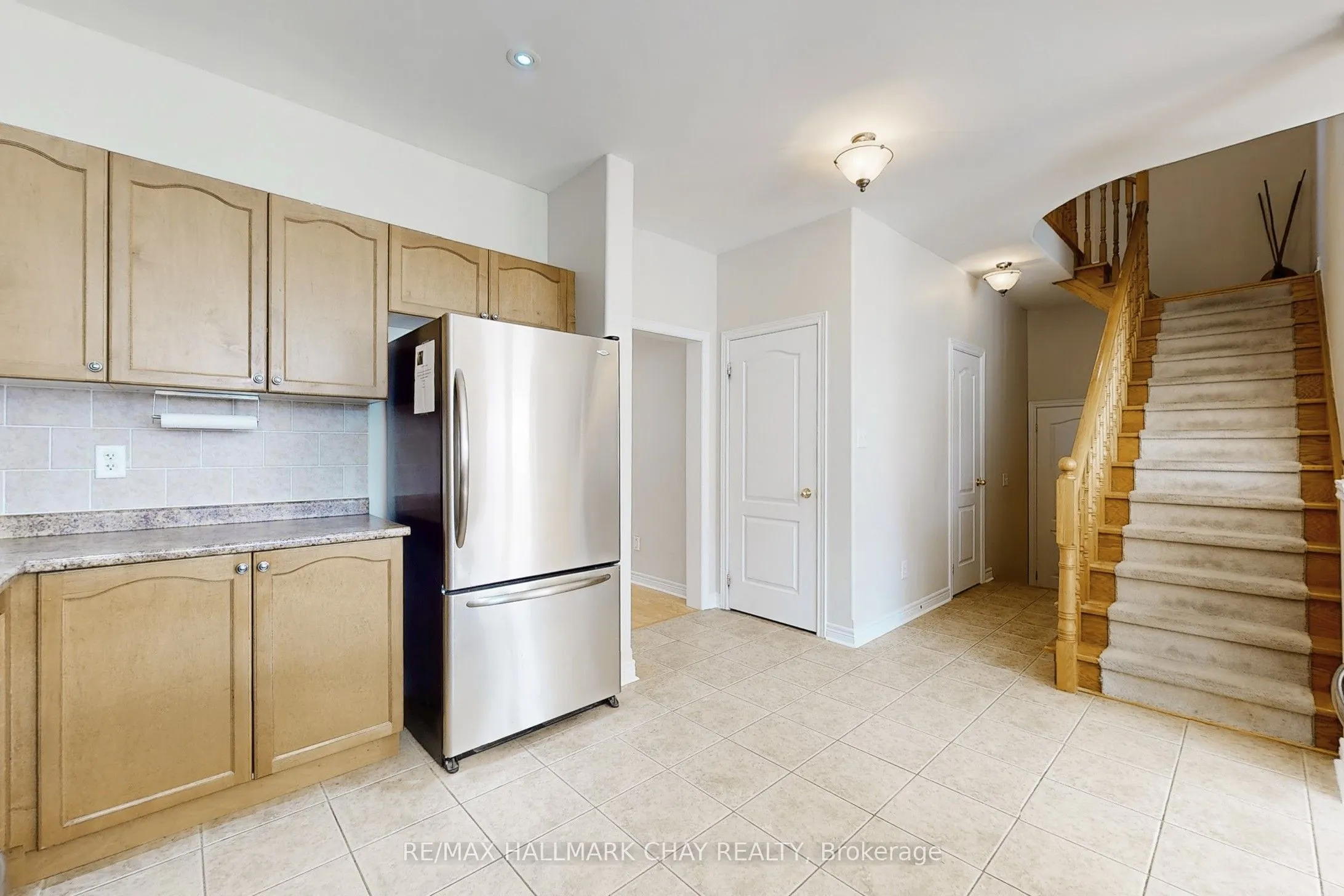 76 Cobblestone Court