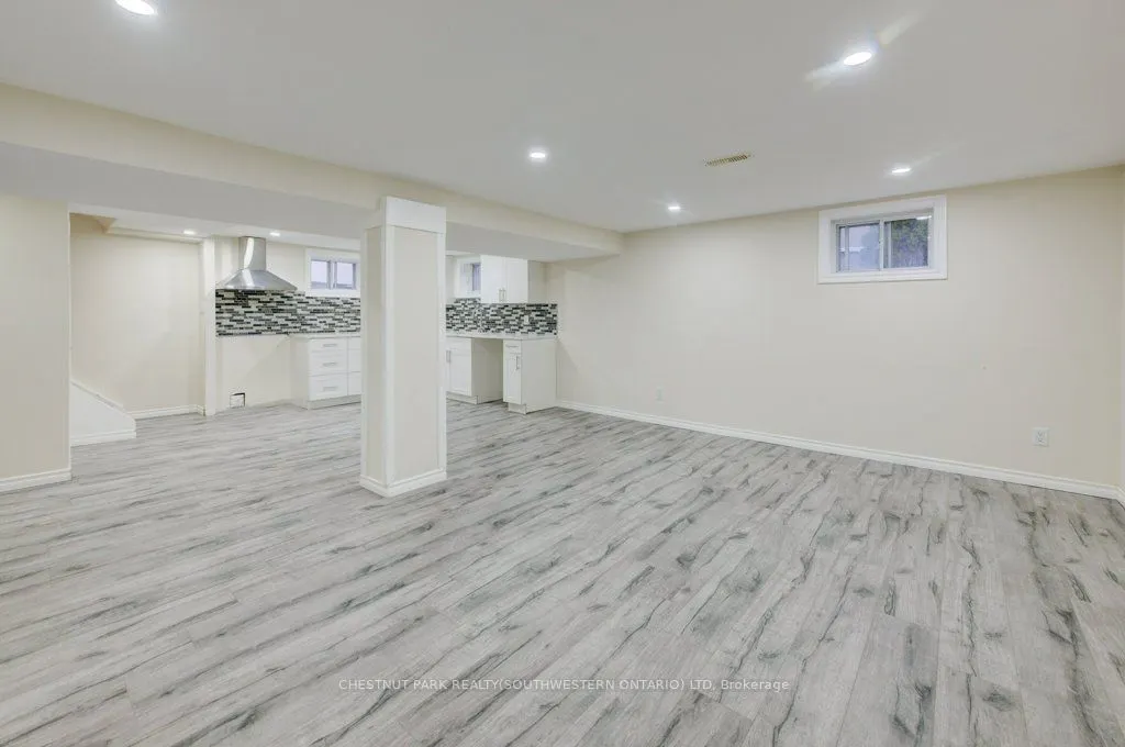 446 Kingsleigh Court