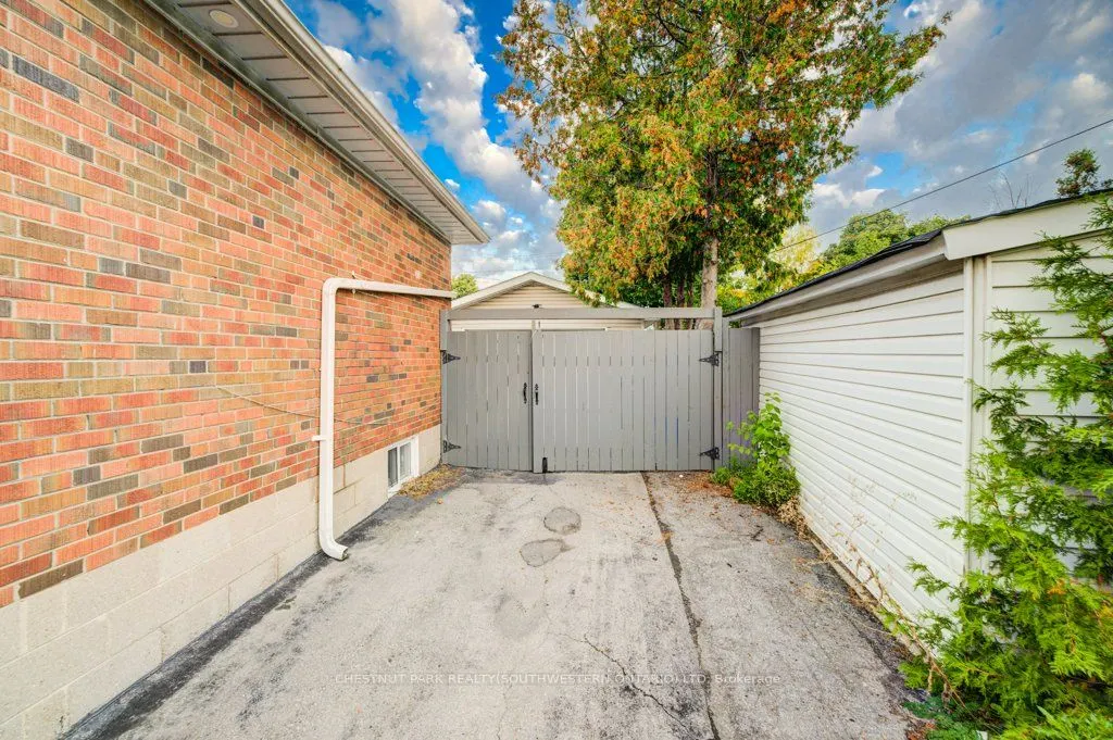 446 Kingsleigh Court