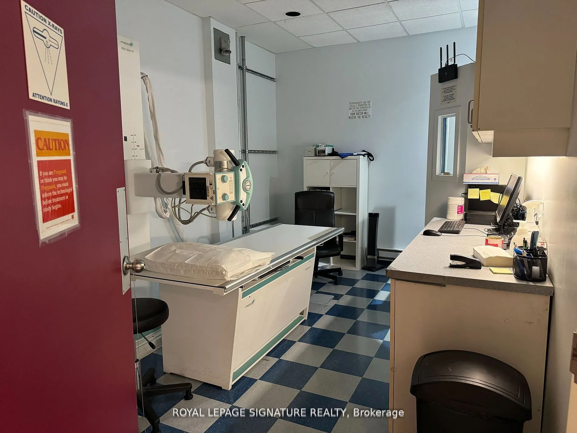 801 Dundas Street E, #Part E1